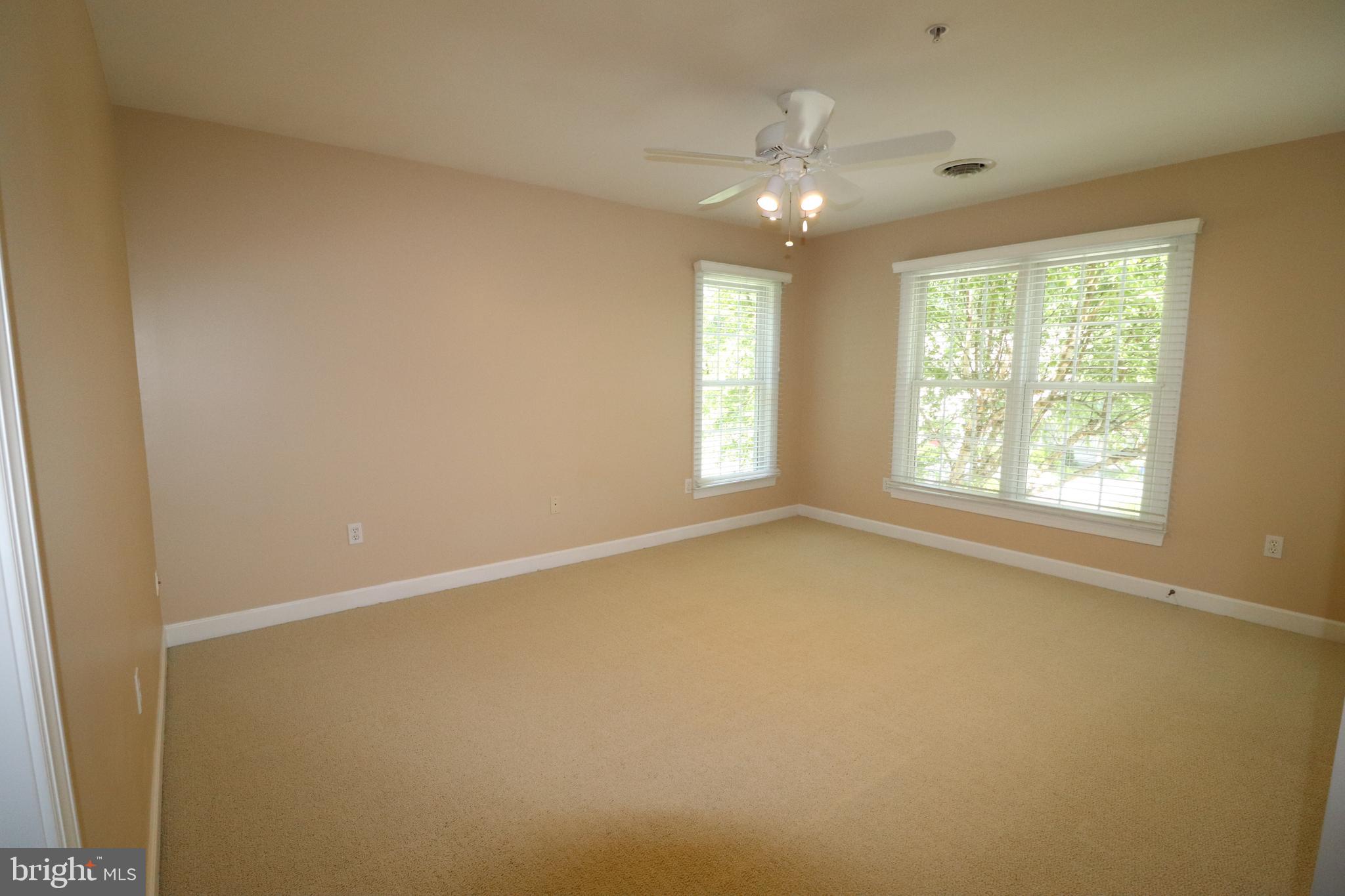 EASTON CLUB - Residential Lease