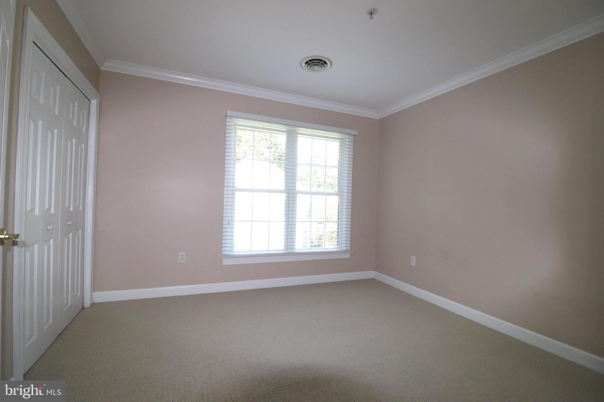 EASTON CLUB - Residential Lease