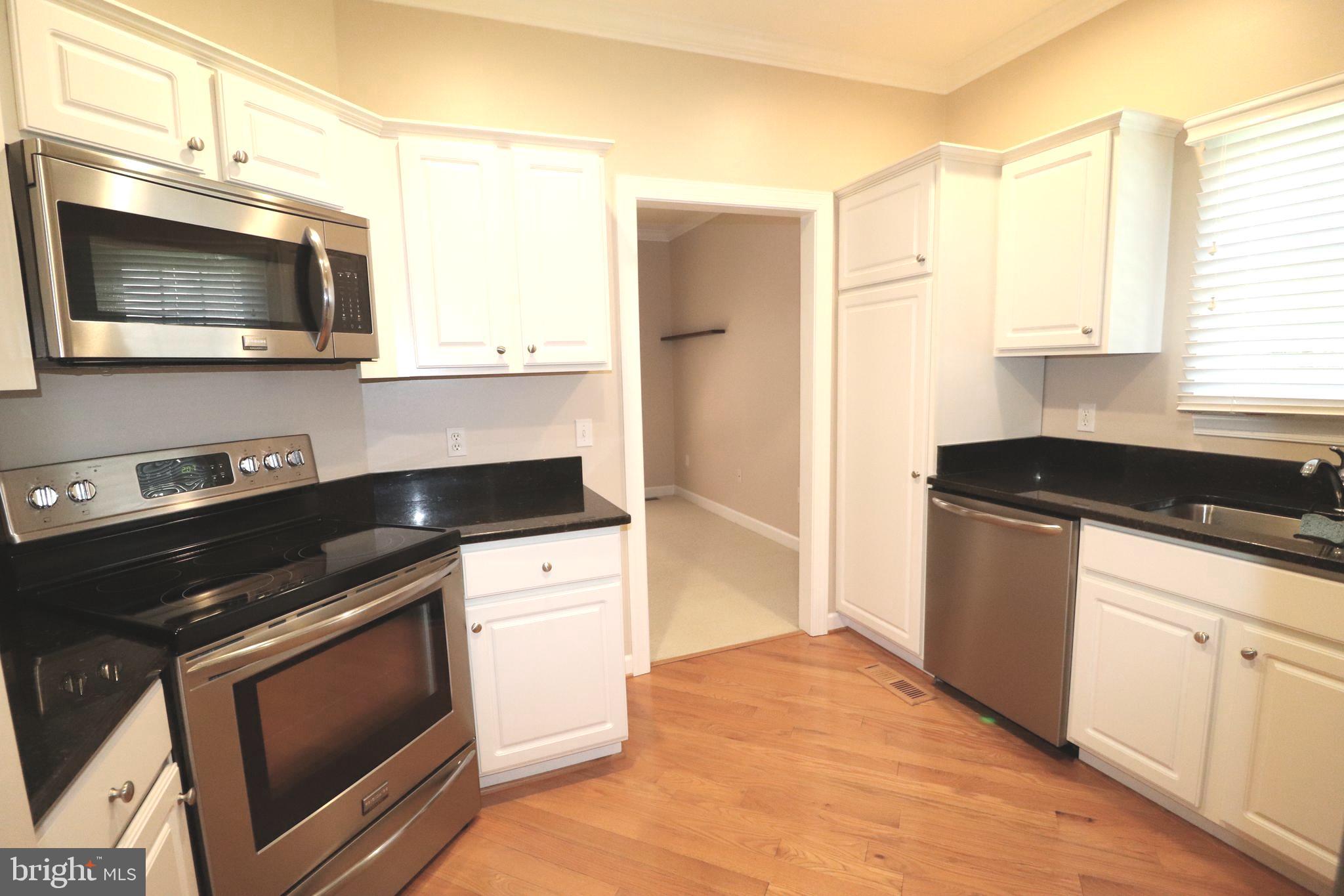 EASTON CLUB - Residential Lease