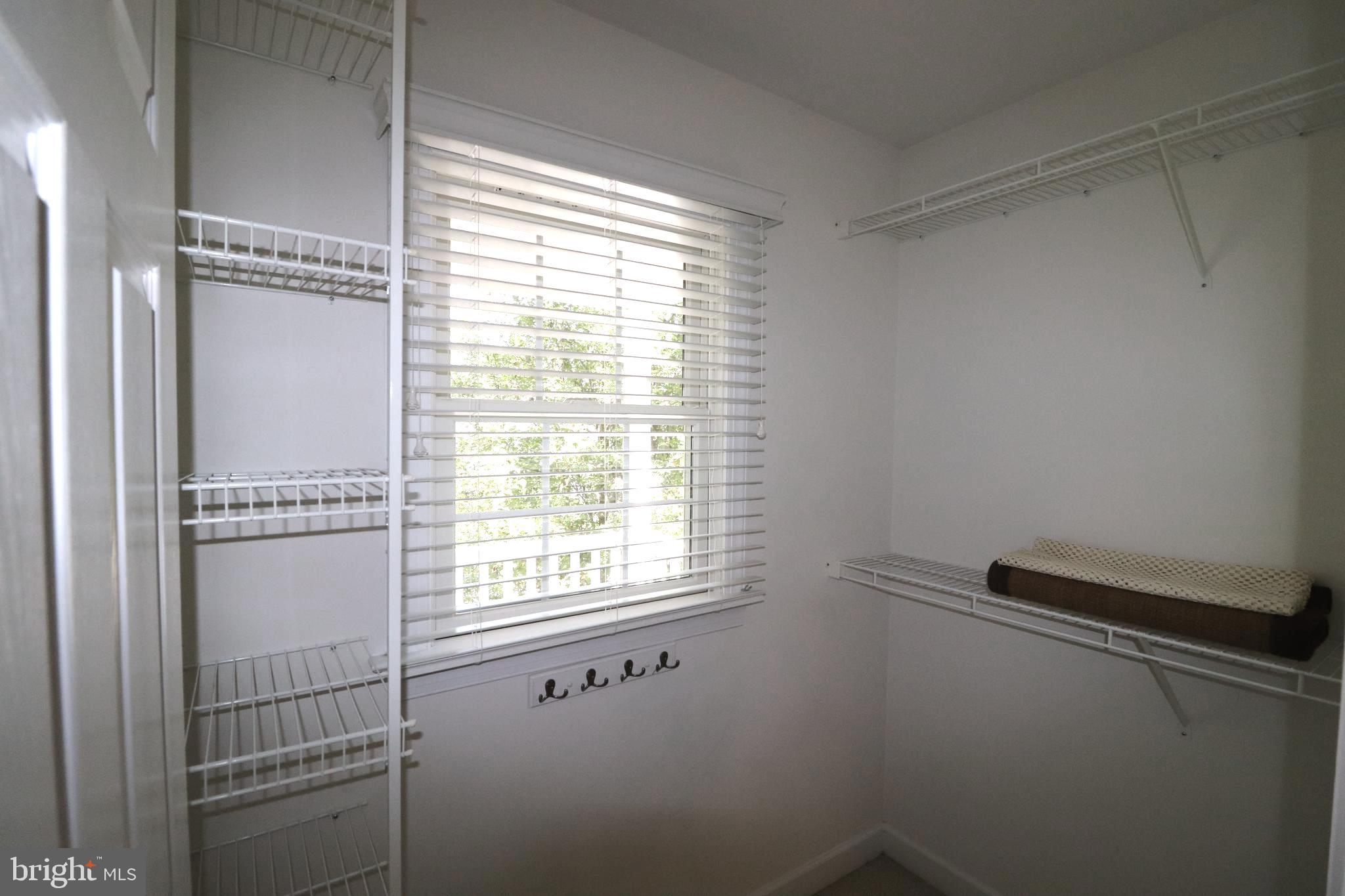 EASTON CLUB - Residential Lease