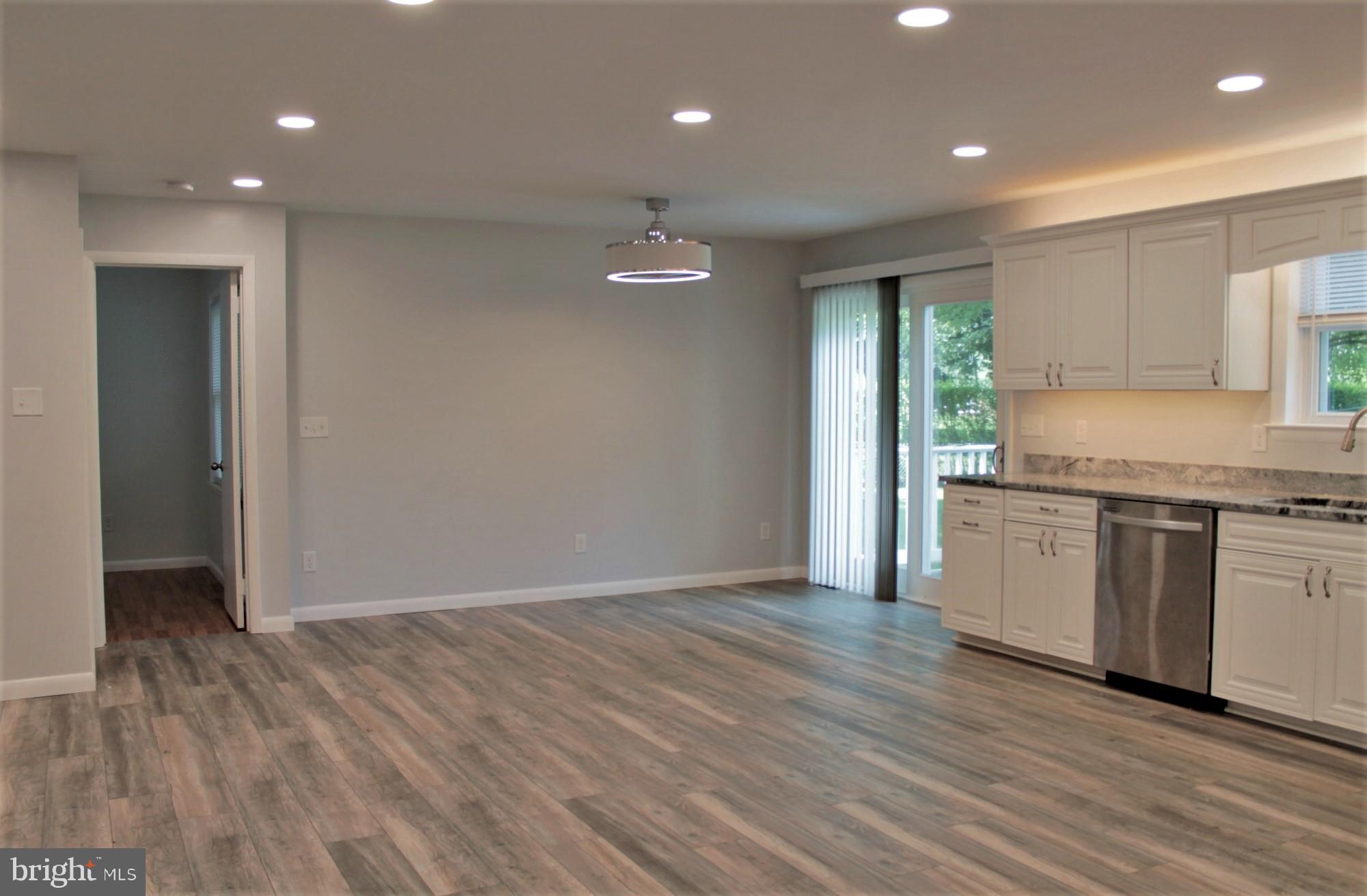 FOUNTAIN HEAD - Residential Lease