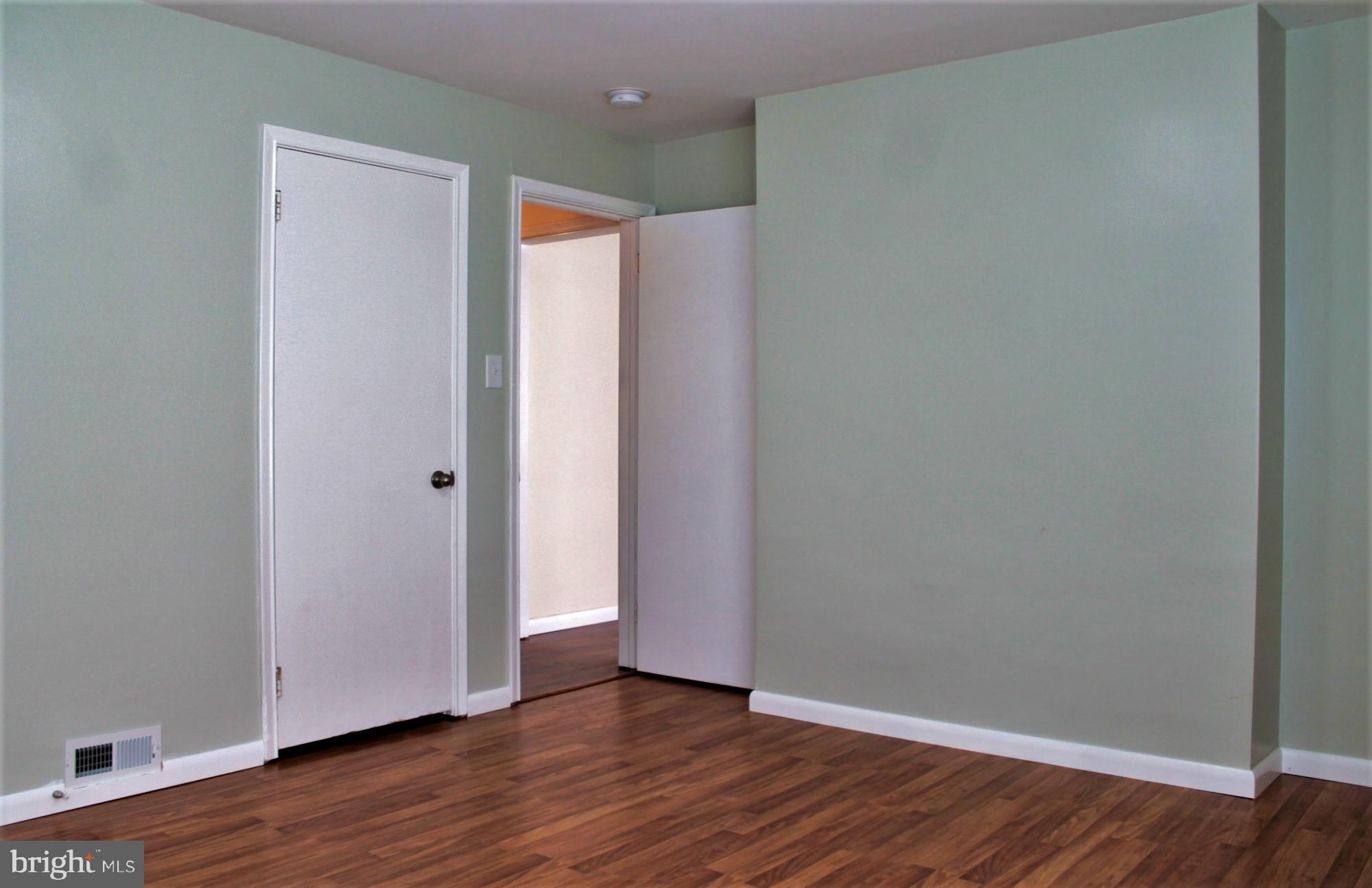 FOUNTAIN HEAD - Residential Lease