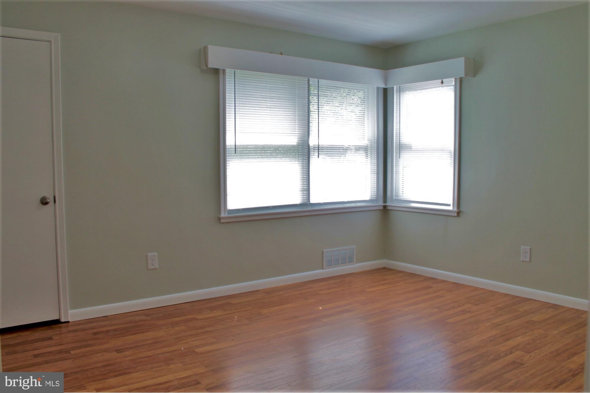 FOUNTAIN HEAD - Residential Lease