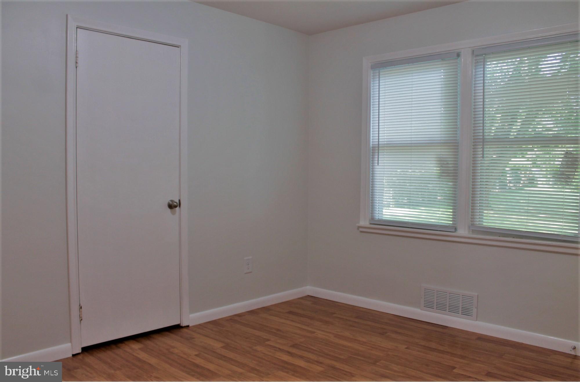 FOUNTAIN HEAD - Residential Lease