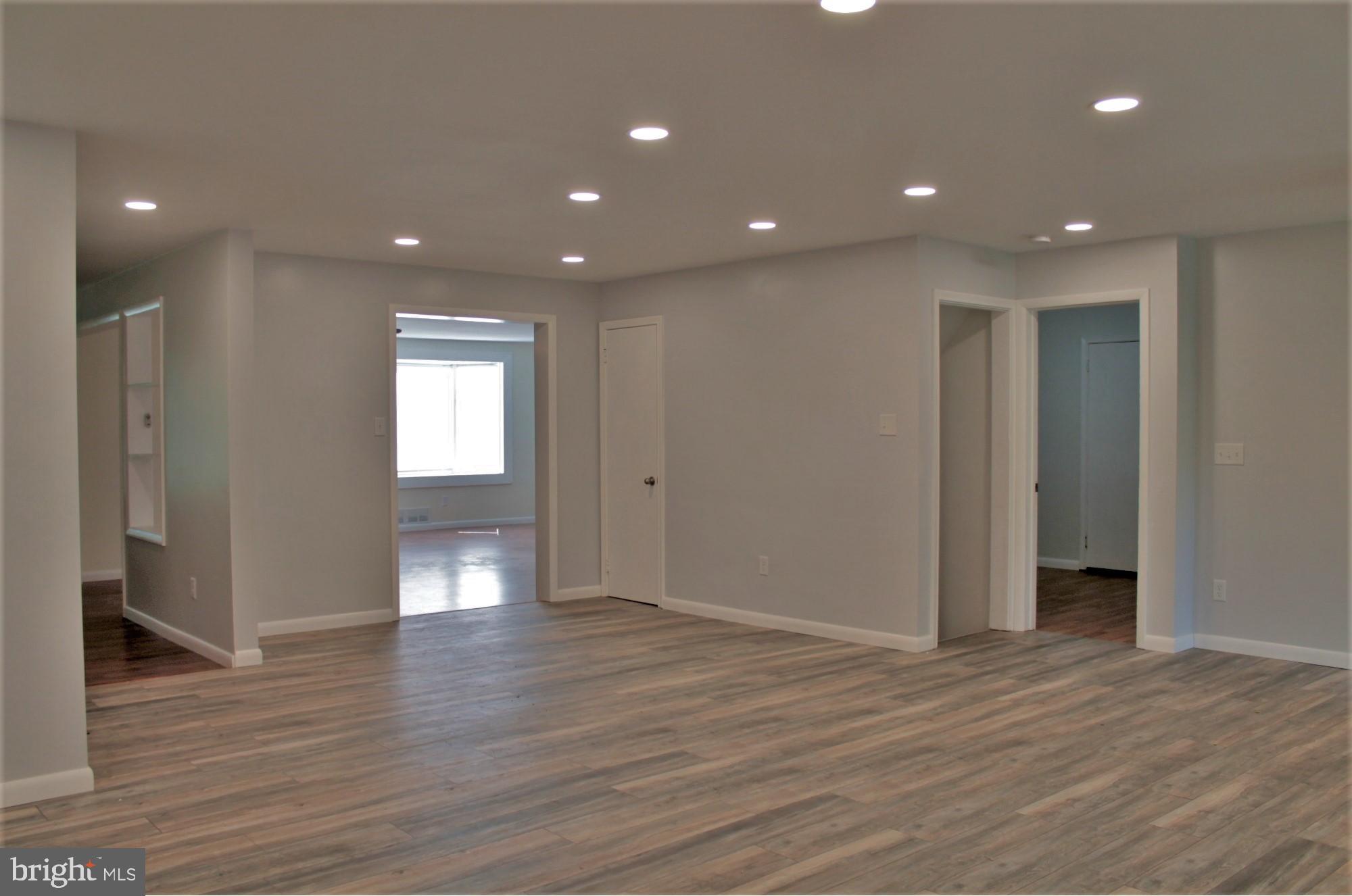 FOUNTAIN HEAD - Residential Lease