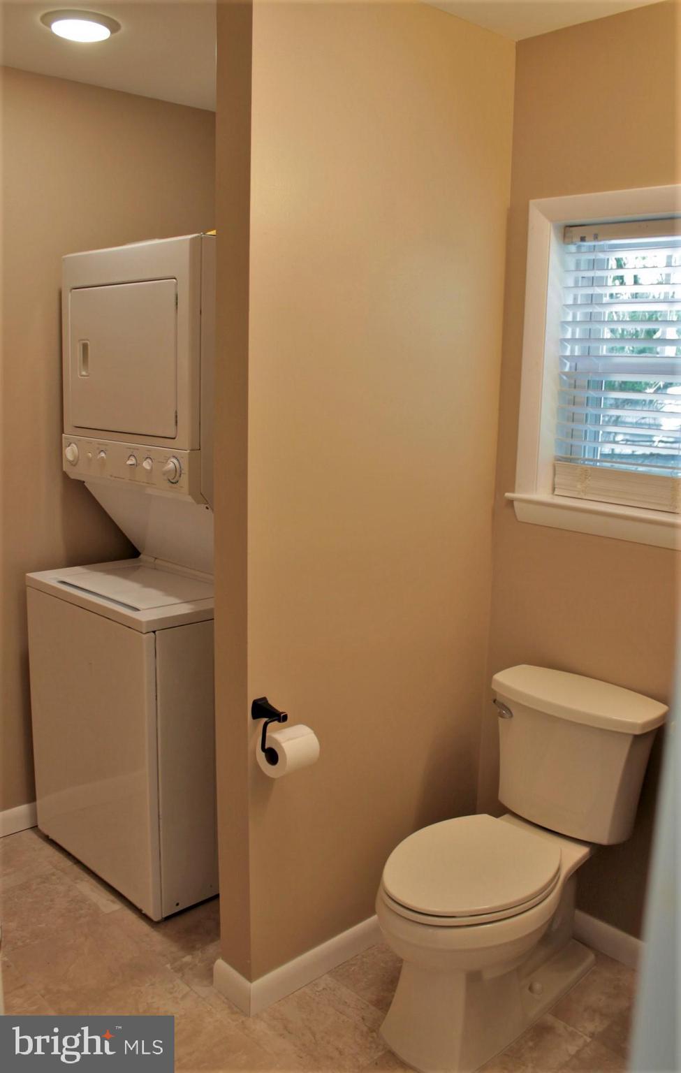 FOUNTAIN HEAD - Residential Lease