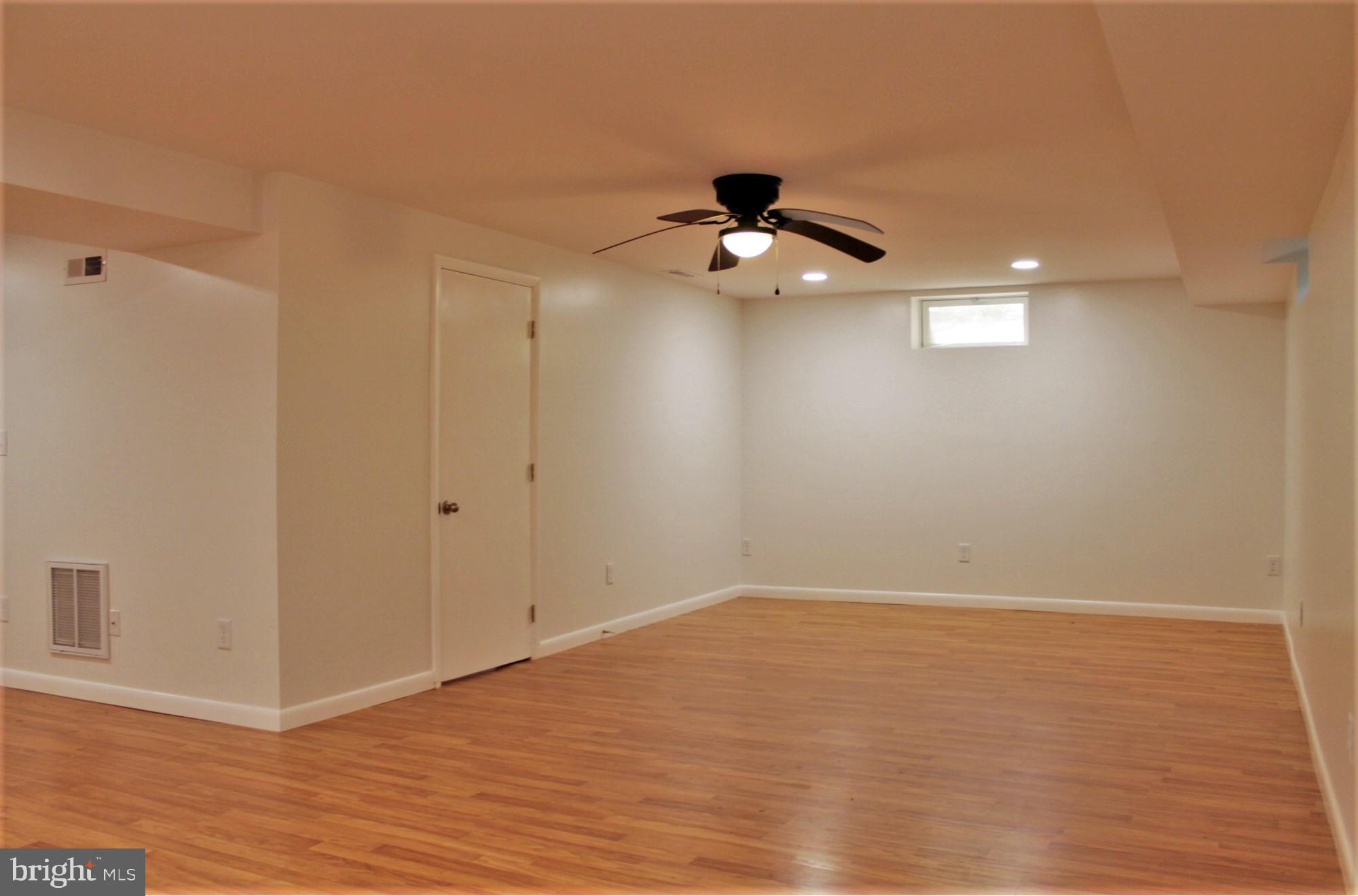 FOUNTAIN HEAD - Residential Lease