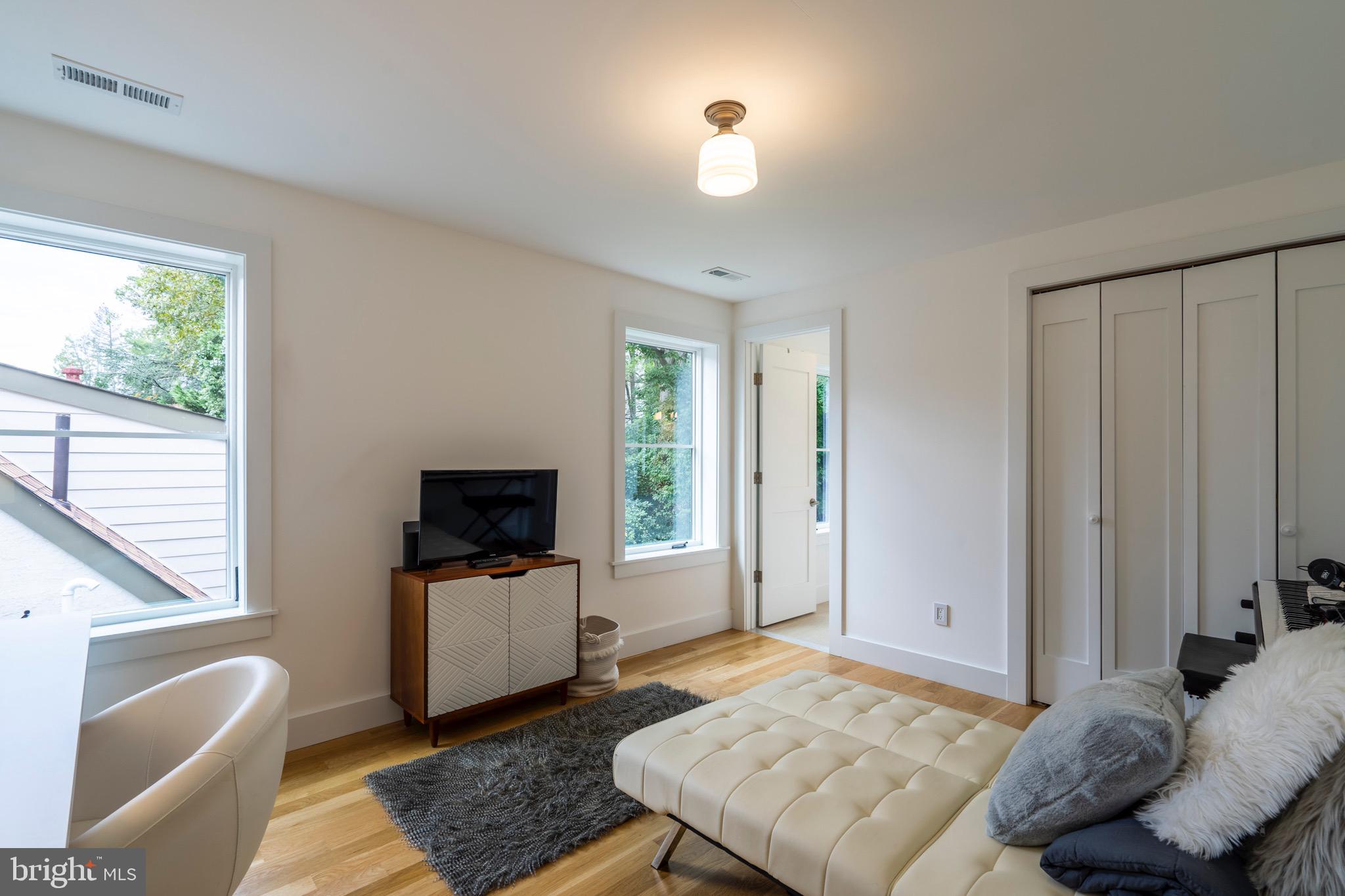 WYNDMOOR - Residential