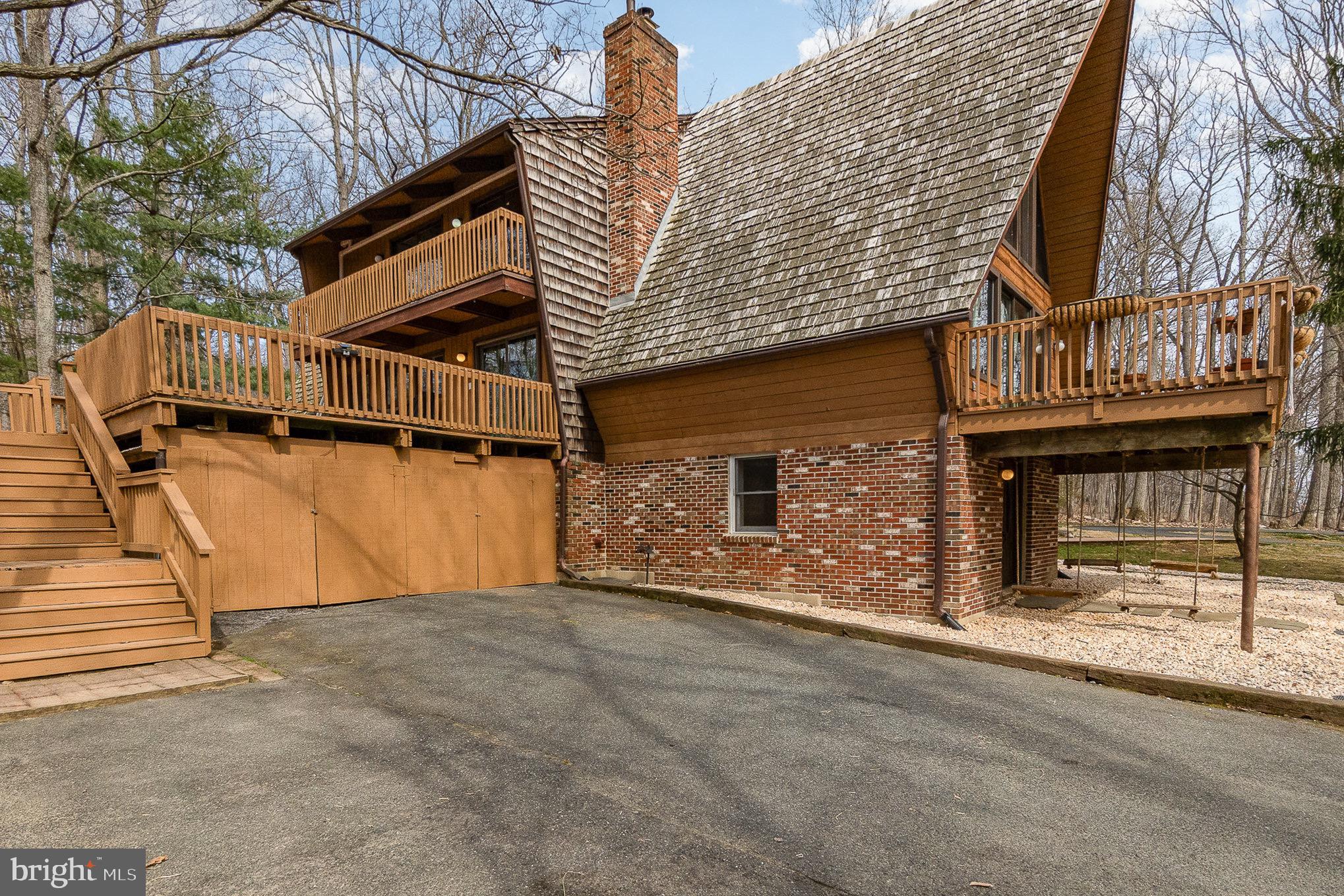 1152 RIDGE ROAD