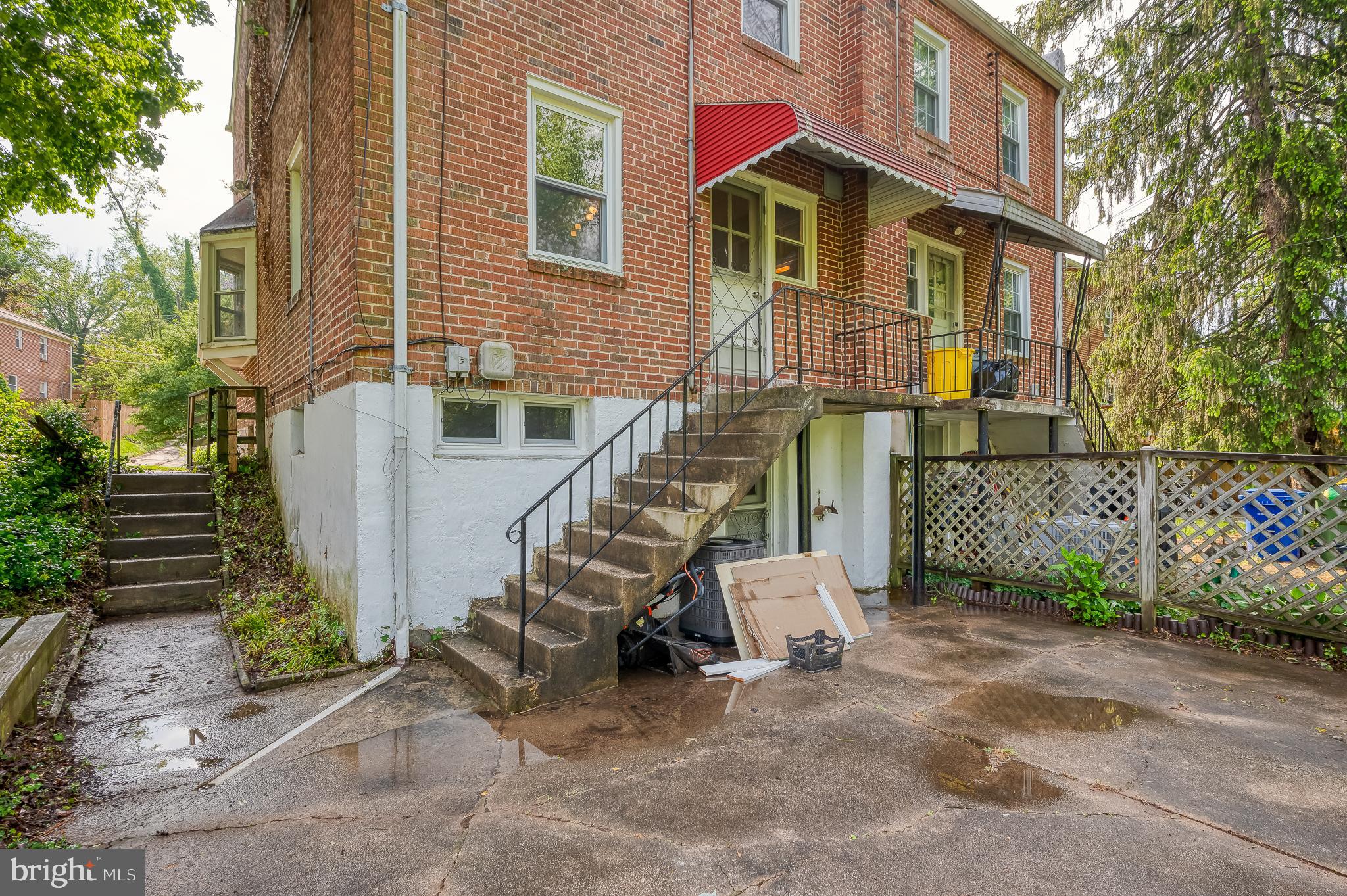 MOUNT WASHINGTON - Residential