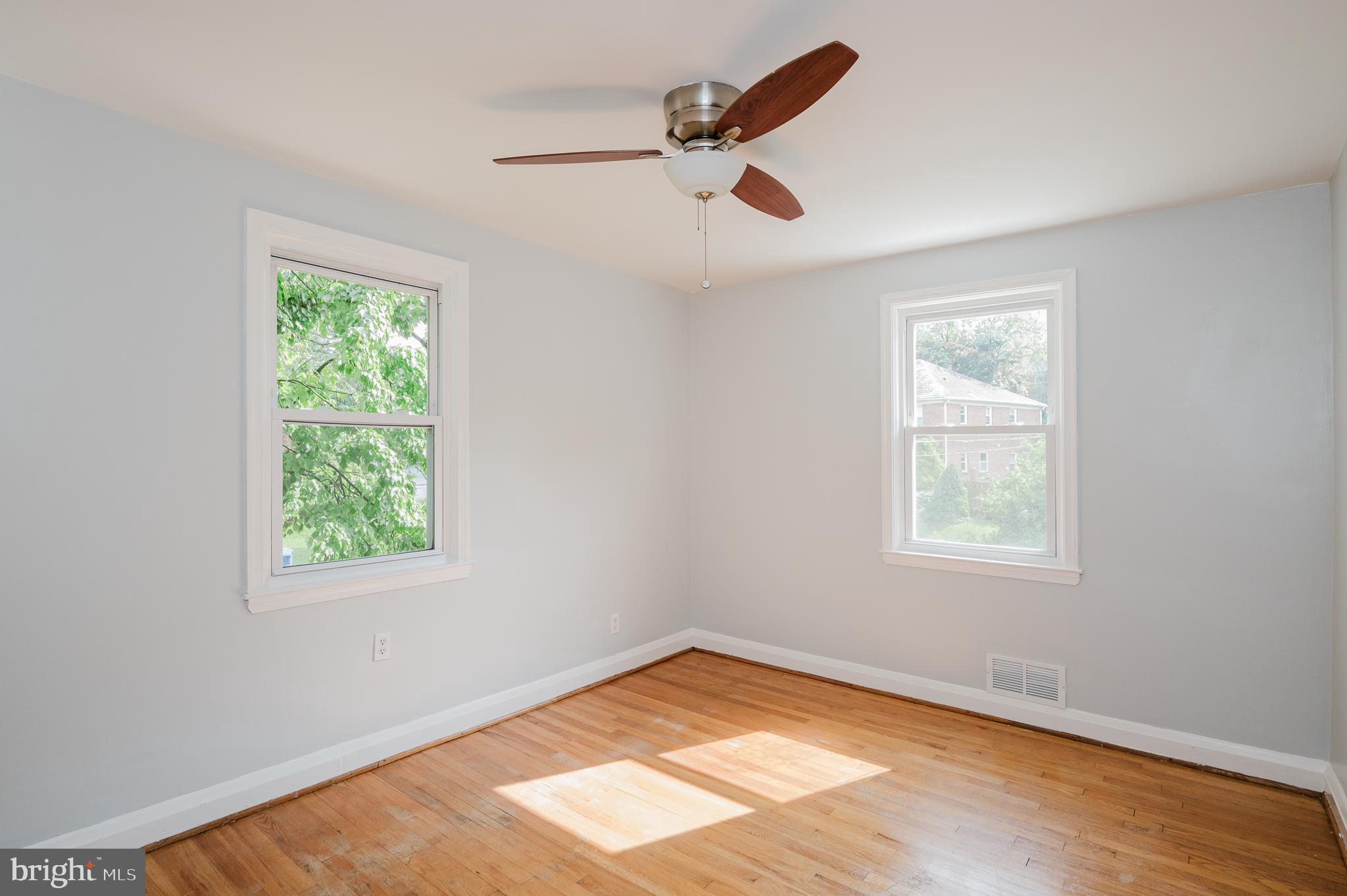 MOUNT WASHINGTON - Residential