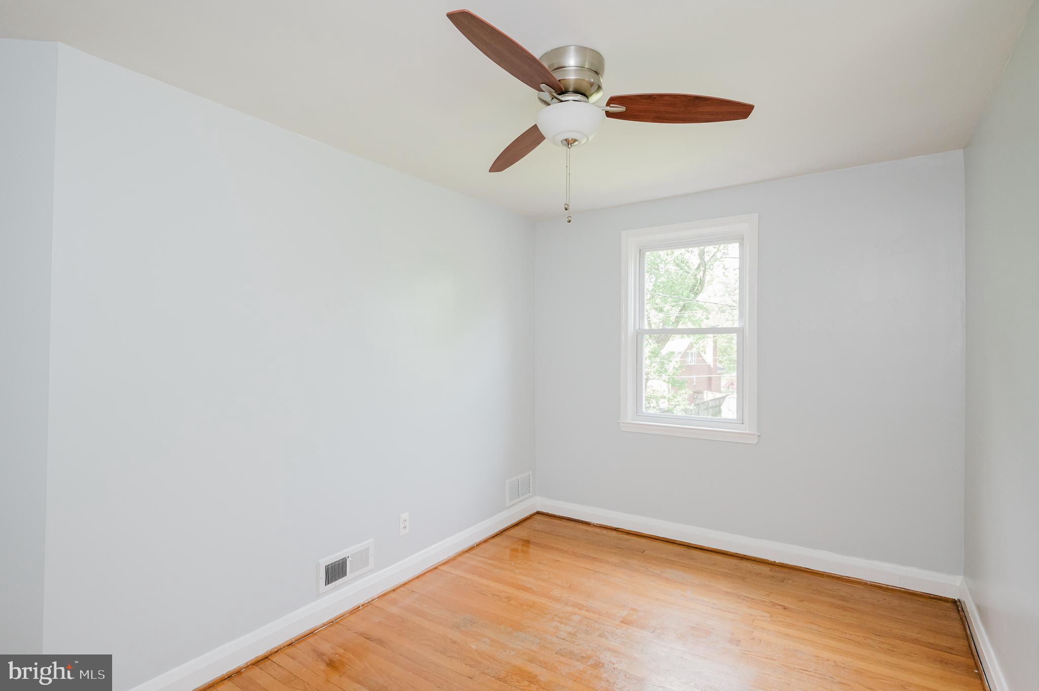 MOUNT WASHINGTON - Residential