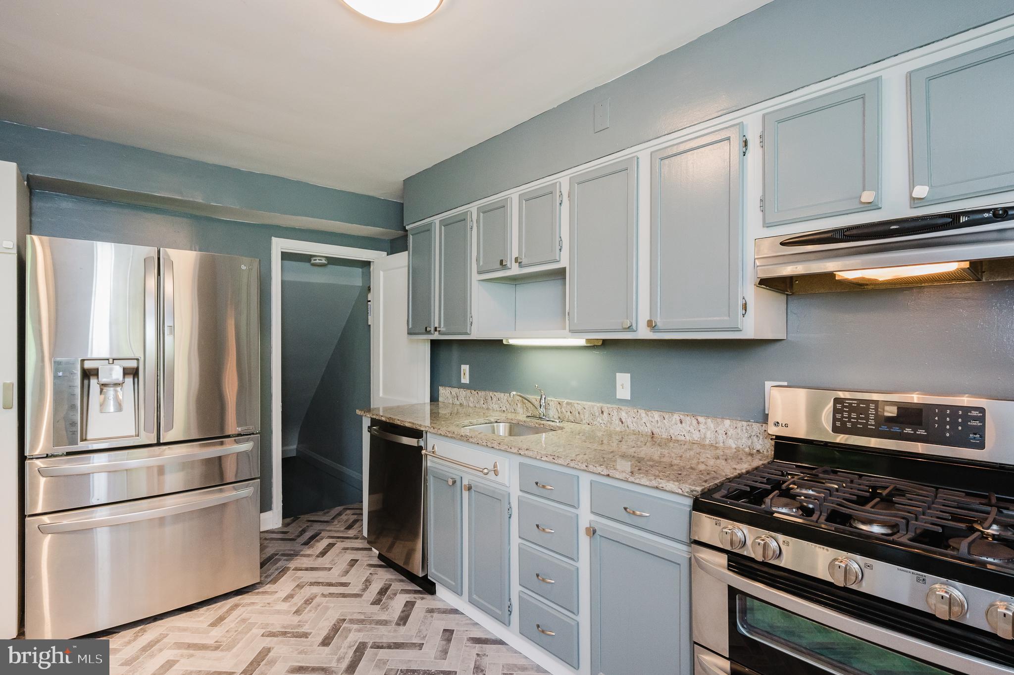 MOUNT WASHINGTON - Residential