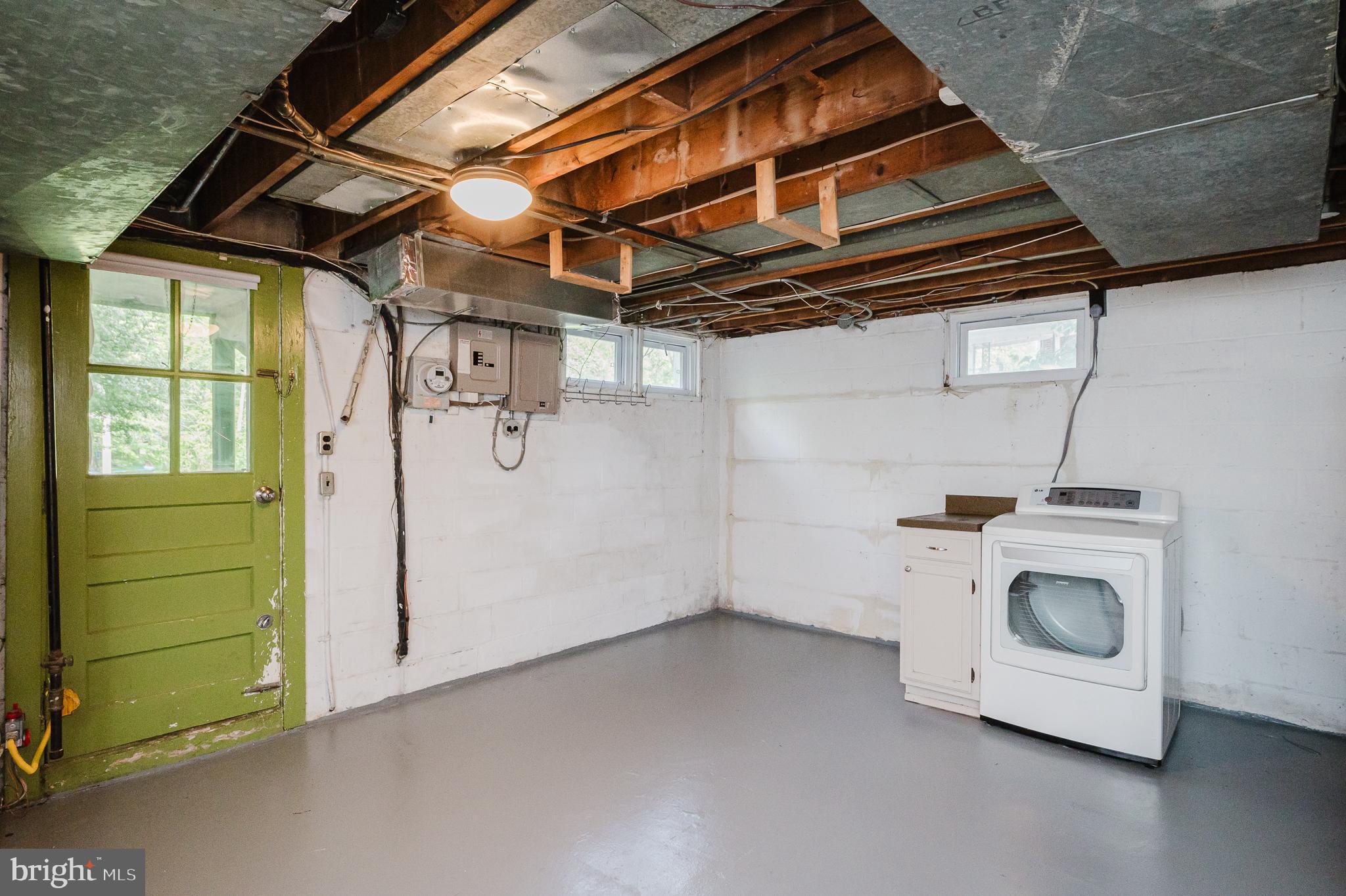 MOUNT WASHINGTON - Residential