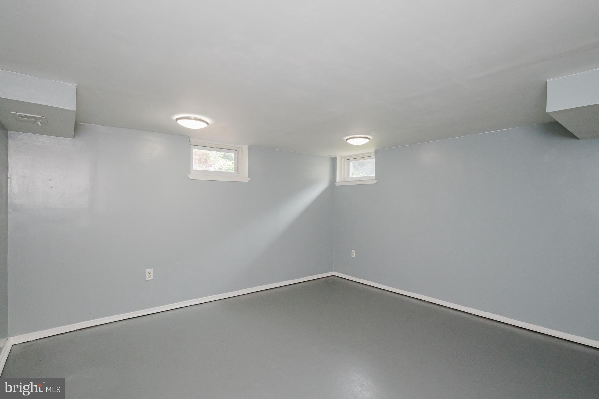 MOUNT WASHINGTON - Residential