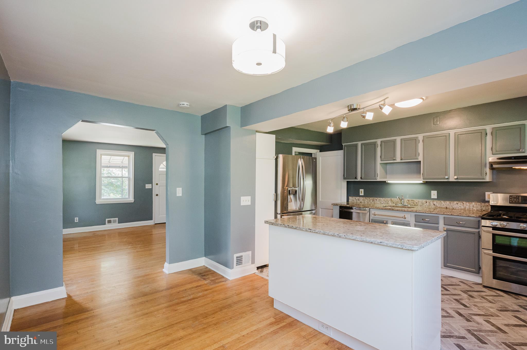 MOUNT WASHINGTON - Residential