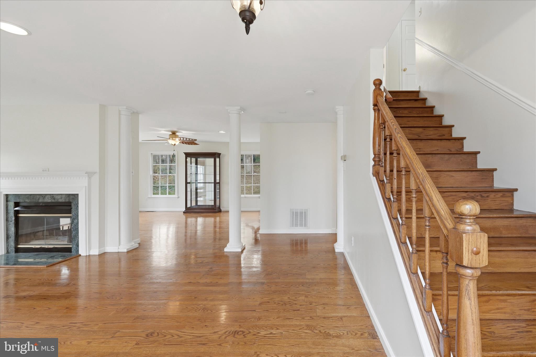 BROOKNEILL - Residential