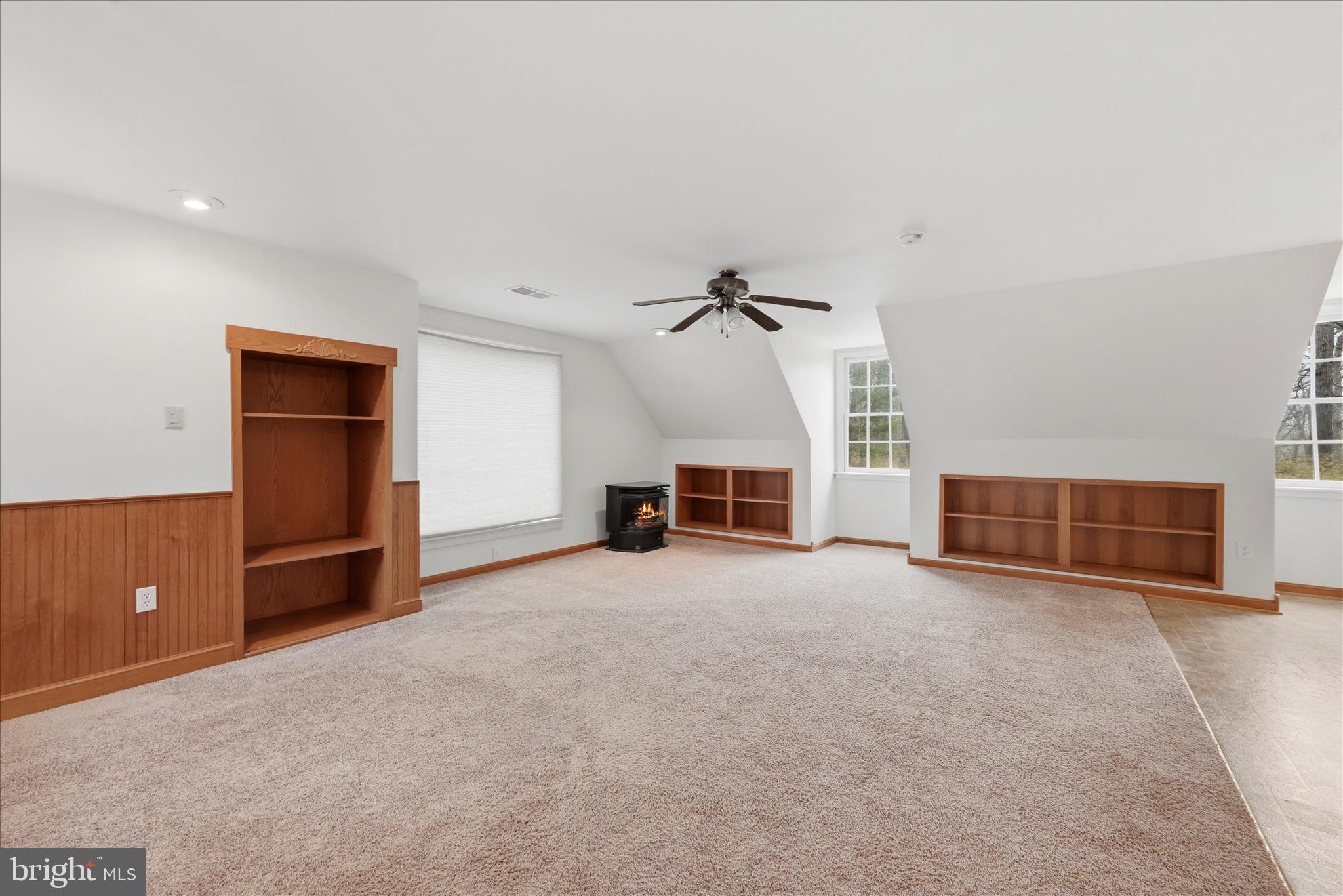 BROOKNEILL - Residential