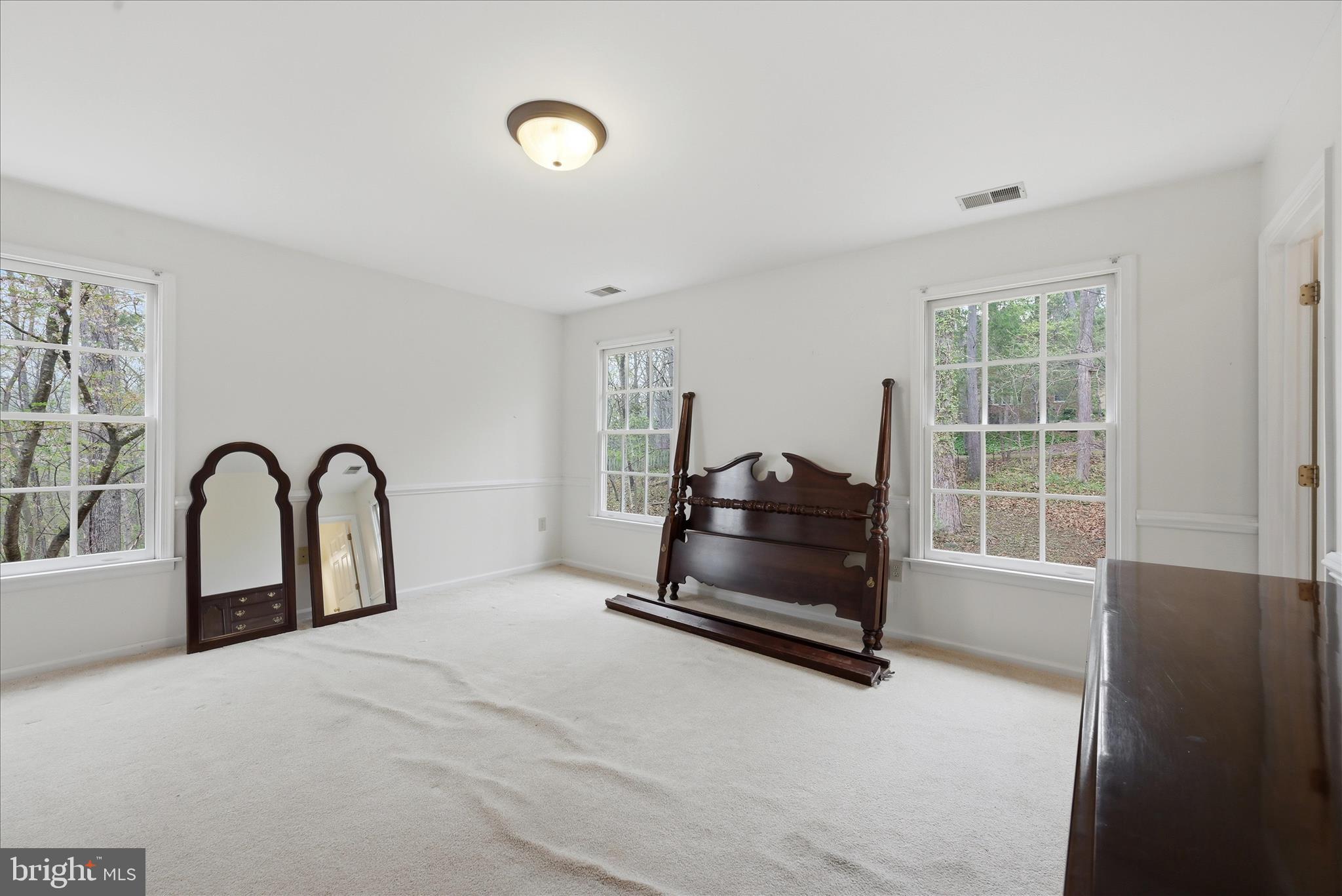 BROOKNEILL - Residential