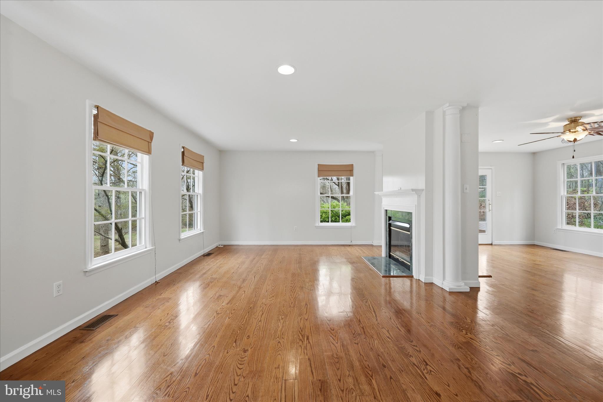 BROOKNEILL - Residential