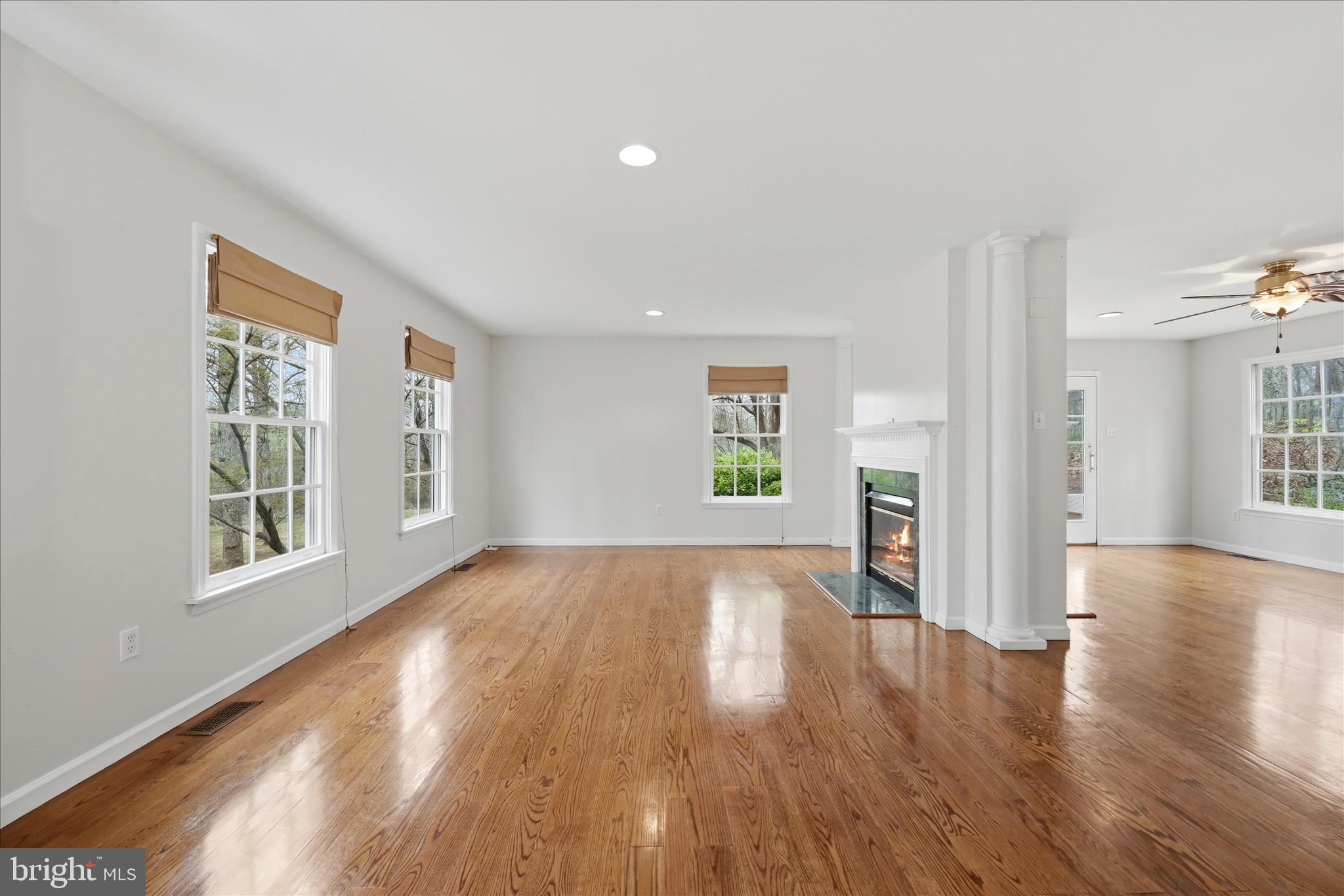 BROOKNEILL - Residential
