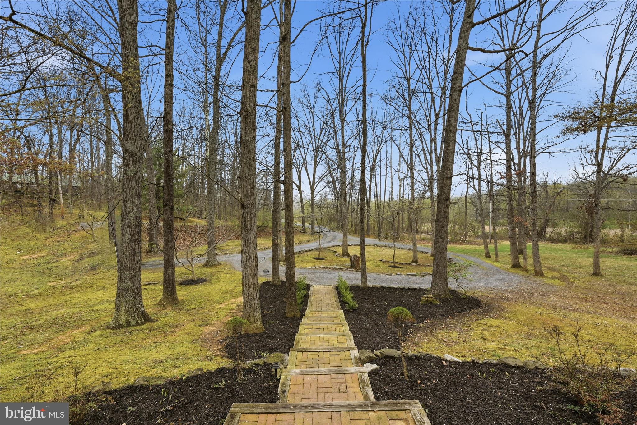 BROOKNEILL - Residential