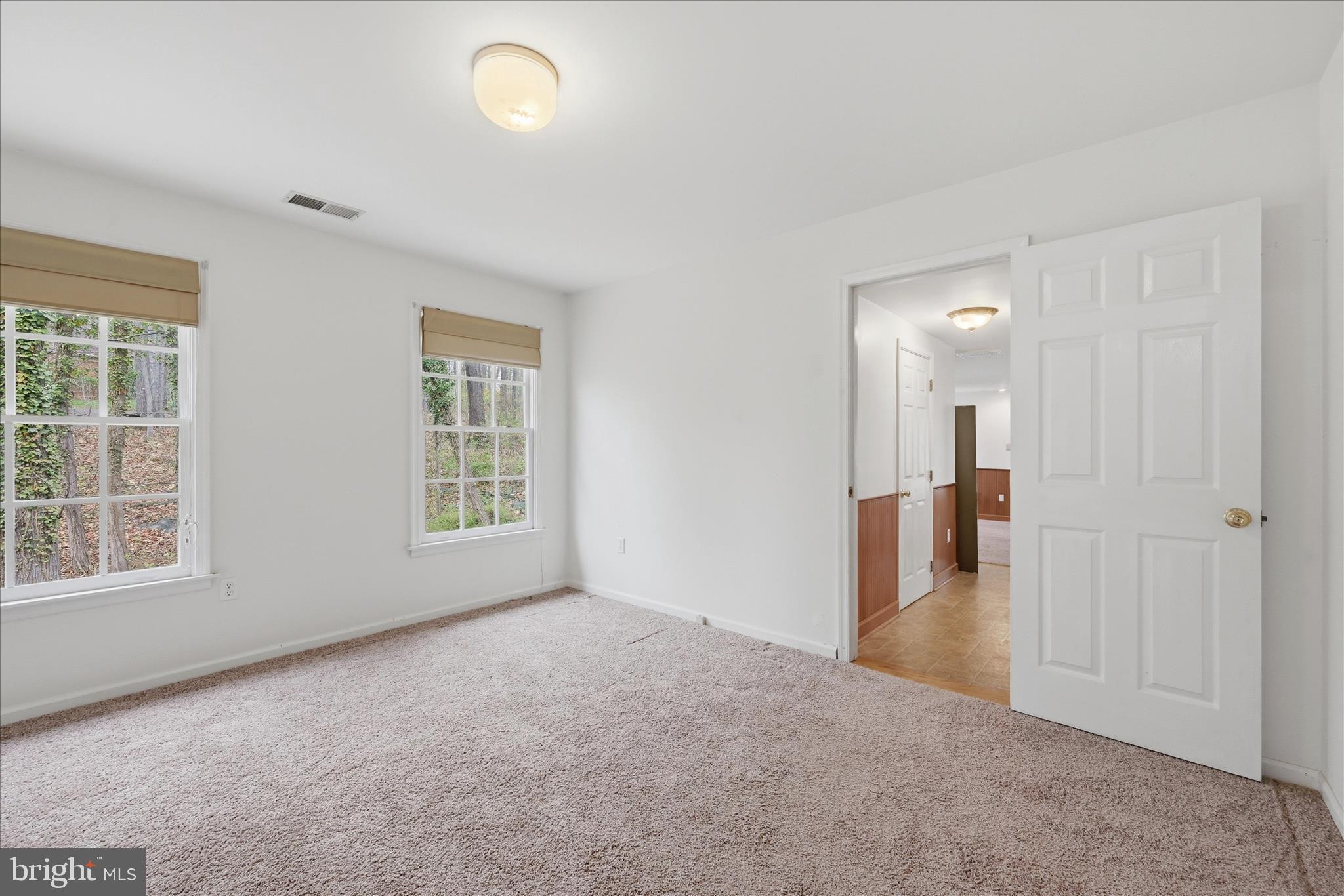 BROOKNEILL - Residential