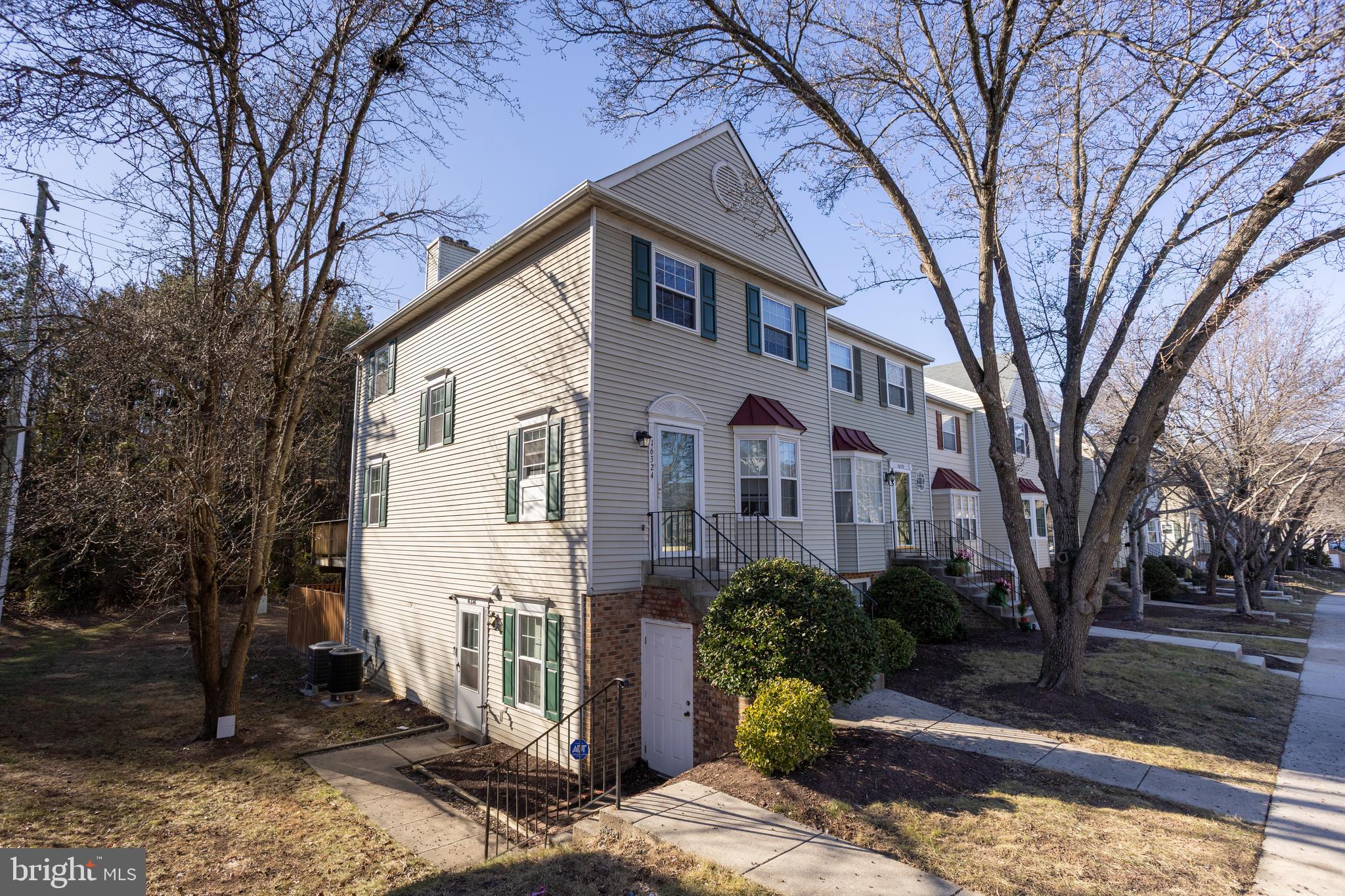 16326 TACONIC CIRCLE