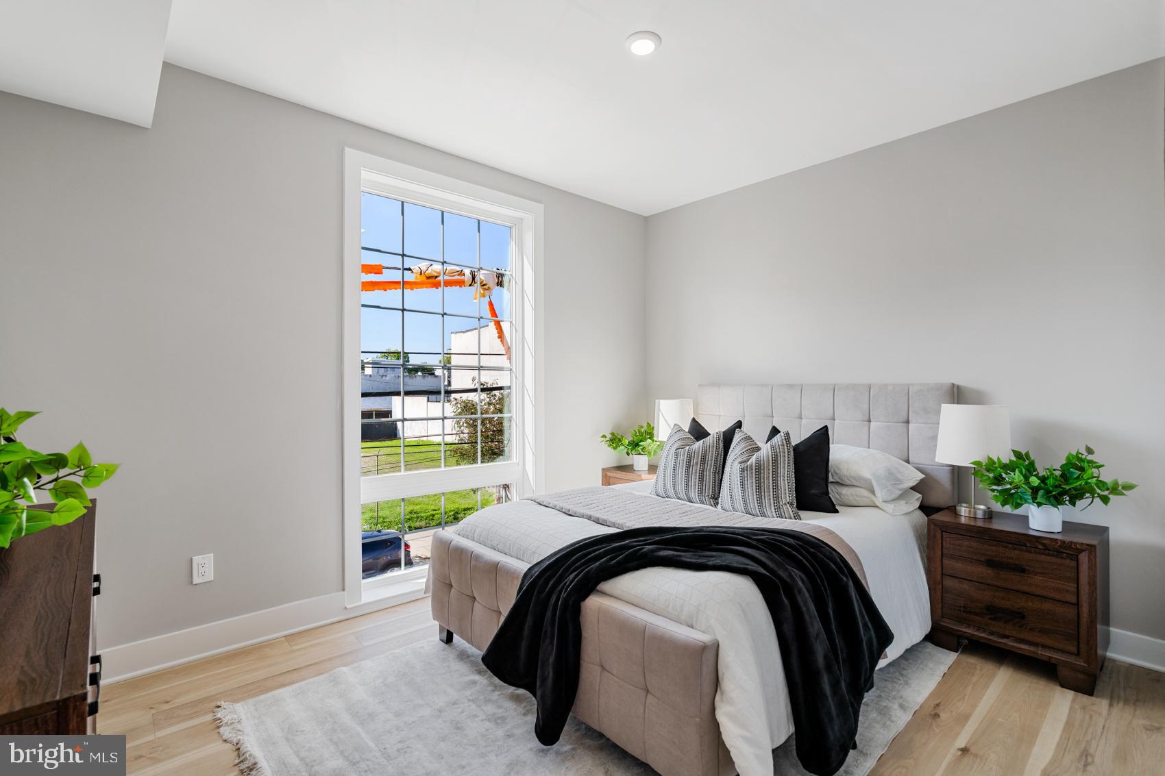 NORRIS SQUARE - Residential Lease