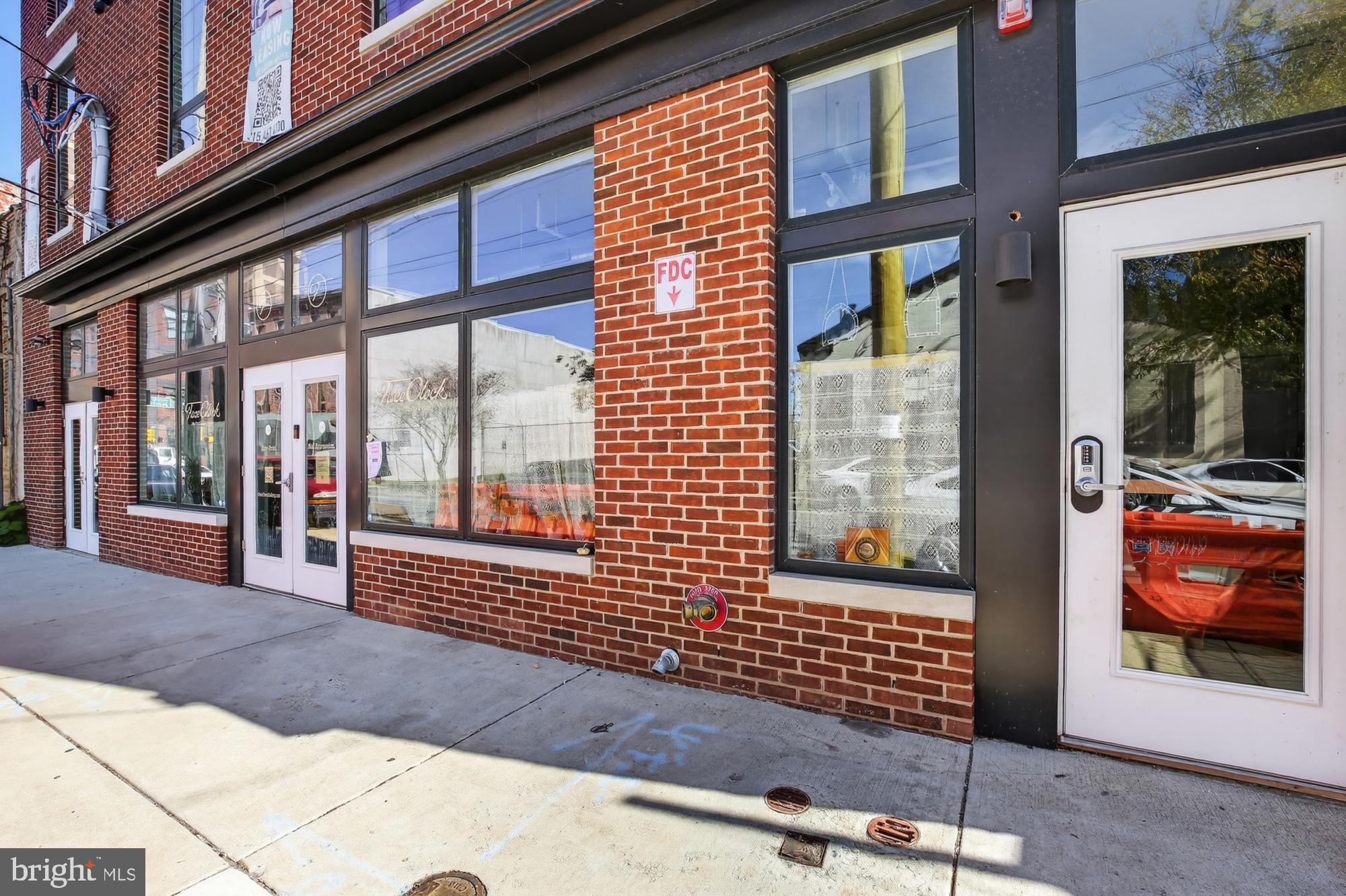 NORRIS SQUARE - Residential Lease