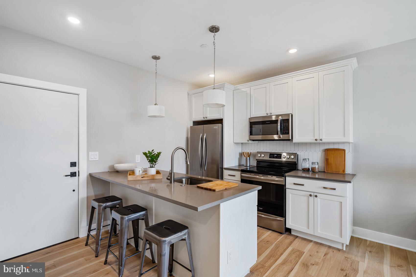 Available Now | A physical tour is required before applying. Sight unseen applications will not be considered.
Welcome to 1935 N 2nd St! This professionally managed building offers contemporary elegance and exquisite features to enhance your living experience. Spacious layouts blend with hardwood floors, recessed lighting, and floor-to-ceiling windows for abundant sunlight. Energy-efficient mini-split air conditioning systems and in-unit laundry ensure comfort and convenience. From well-appointed kitchens with sleek high-end appliances to luxurious bathrooms with impeccable tiling, every detail has been carefully considered. Unit #403 is a 1 bedroom, 1 bathroom rental apartment on the fourth floor. Please note: photos & video tour may be from a similar unit within the building; exact layouts & finishes may vary. Don’t miss the opportunity to make this unit your new home!
Lease Terms:
Generally, 1st month, 12th month, and 1 month security deposit due at, or prior to, lease signing. Other terms may be required by Landlord. $55 application fee per applicant. Pets are conditional on owner's approval and may require an additional fee and/or monthly pet rent, if accepted. (Generally, $500/dog and $250/cat). Tenants responsible for: electricity, cable/internet, and a monthly flat water fee ($35 for 1BD). Landlord Requirements: Applicants to make 3x the monthly rent in verifiable net income, credit history to be considered (i.e. no active collections), no evictions within the past 4 years, and must have a verifiable rental history with on-time rental payments. Exceptions to this criteria may exist under the law and will be considered.