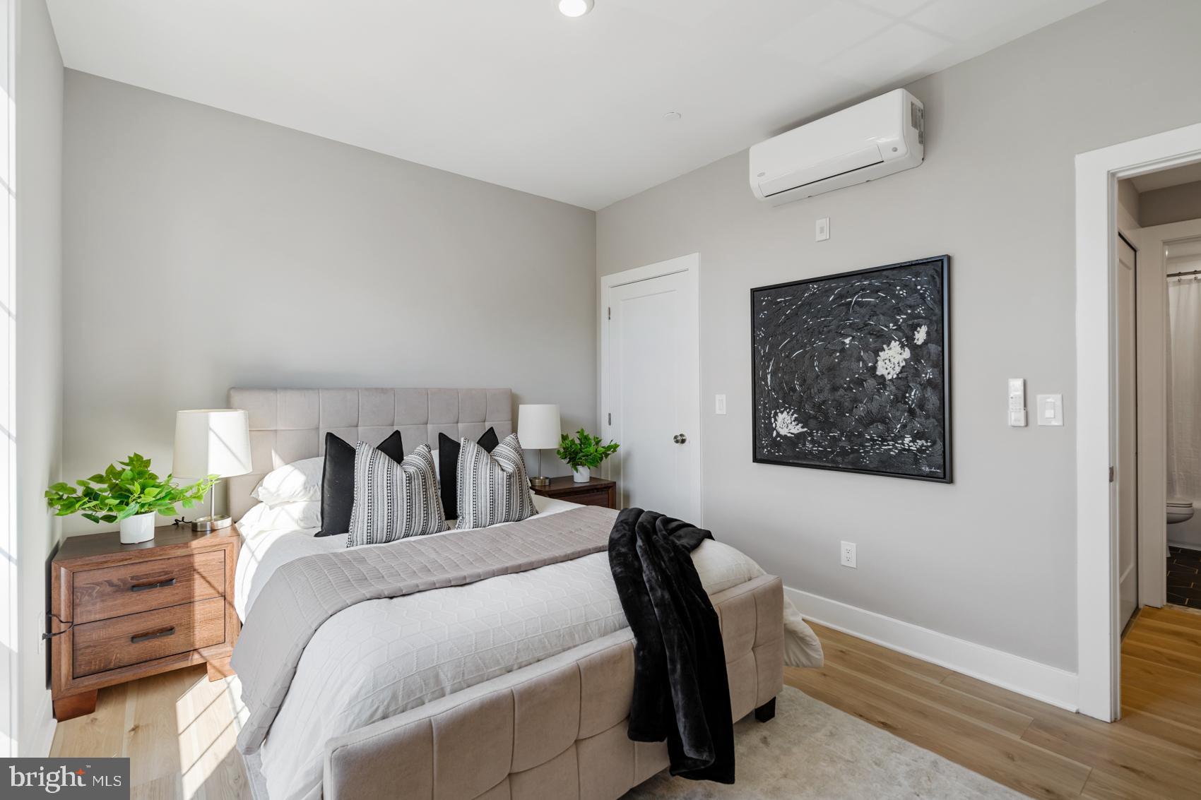 NORRIS SQUARE - Residential Lease