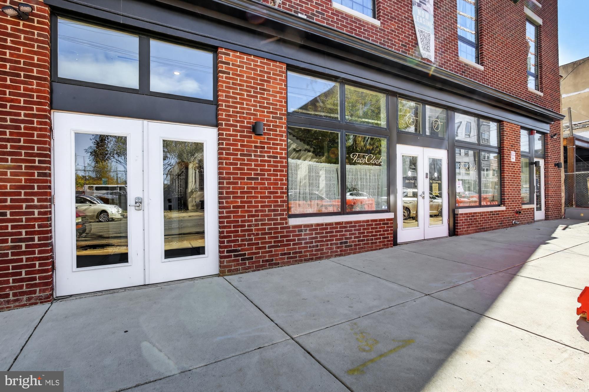 NORRIS SQUARE - Residential Lease