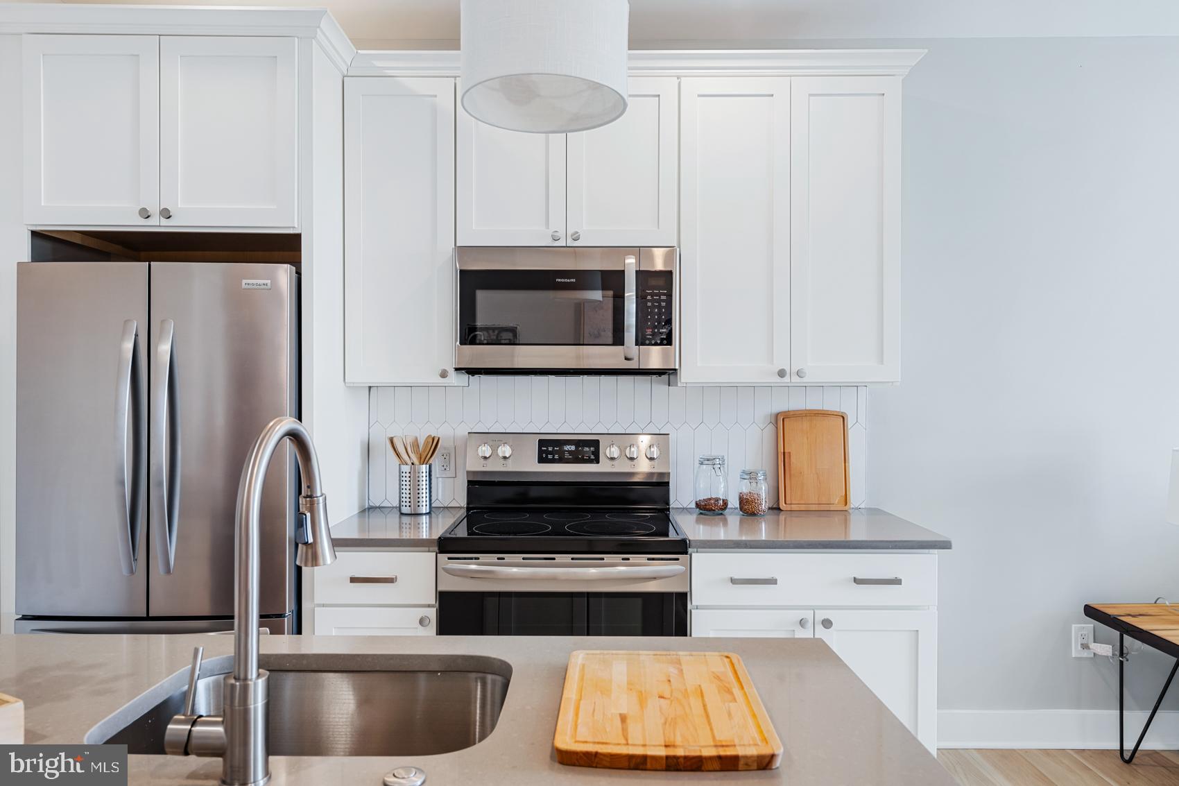 NORRIS SQUARE - Residential Lease