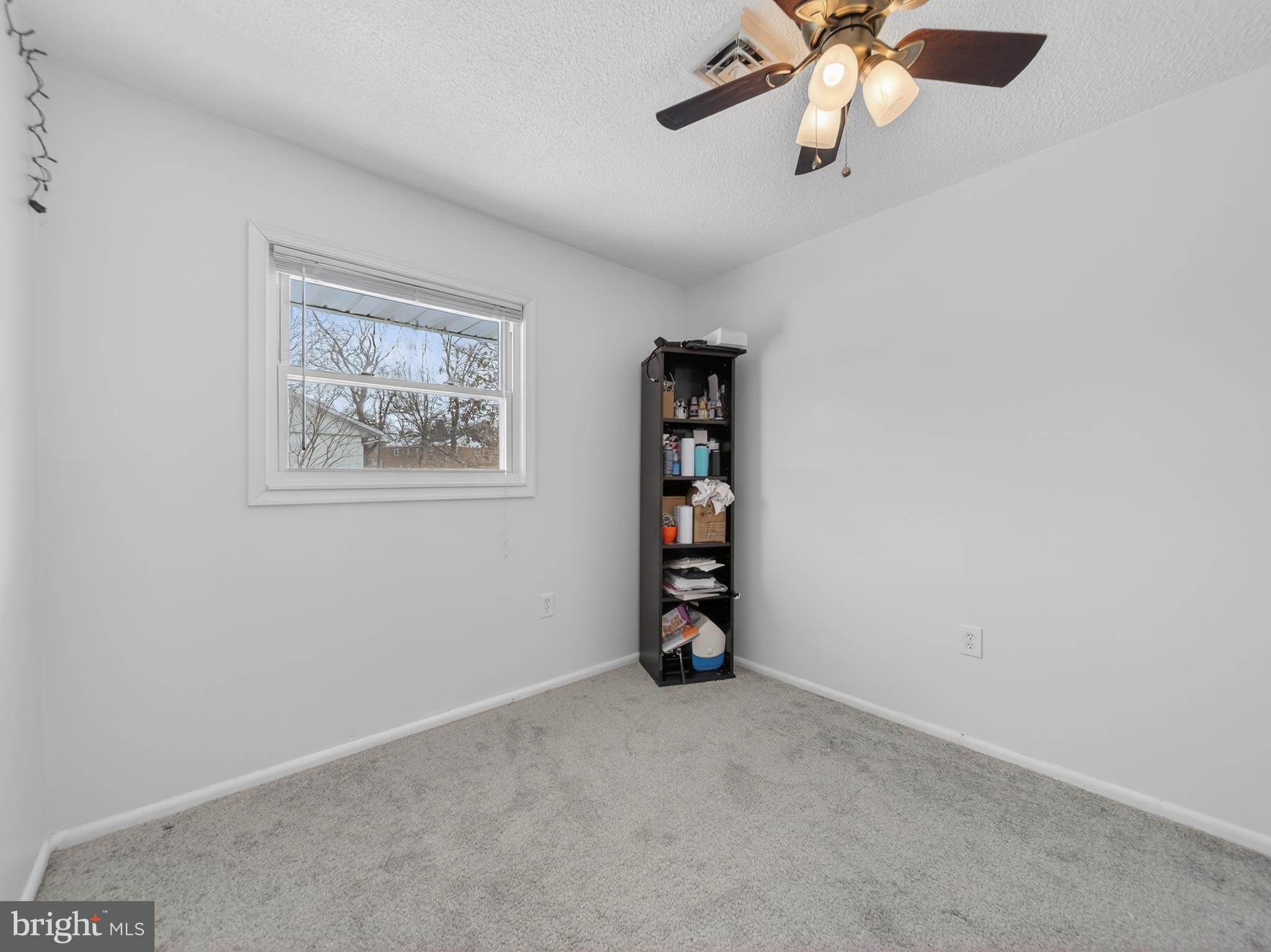 HOLLY PARK - Residential