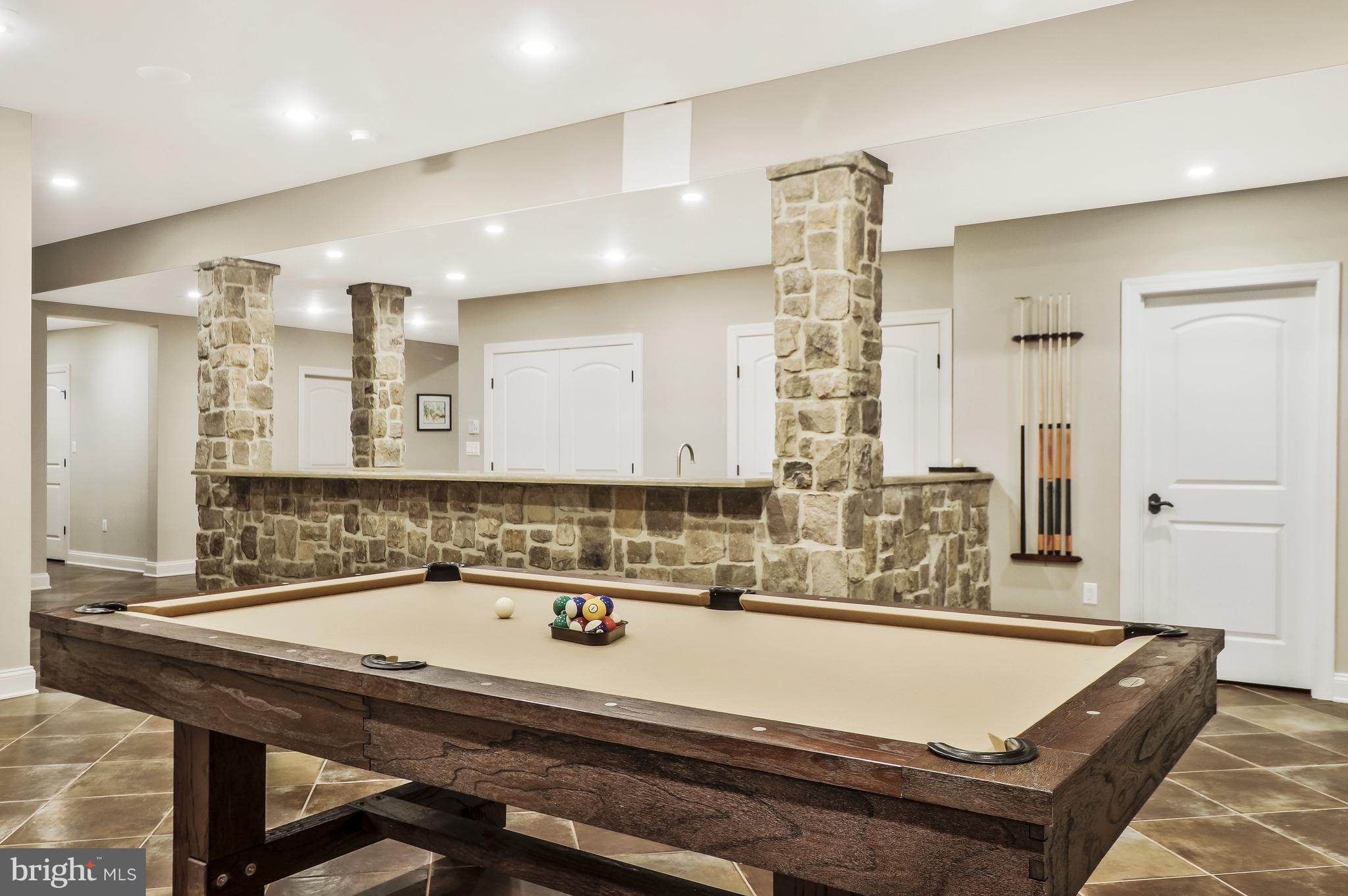 BANNOCKBURN HEIGHTS - Residential