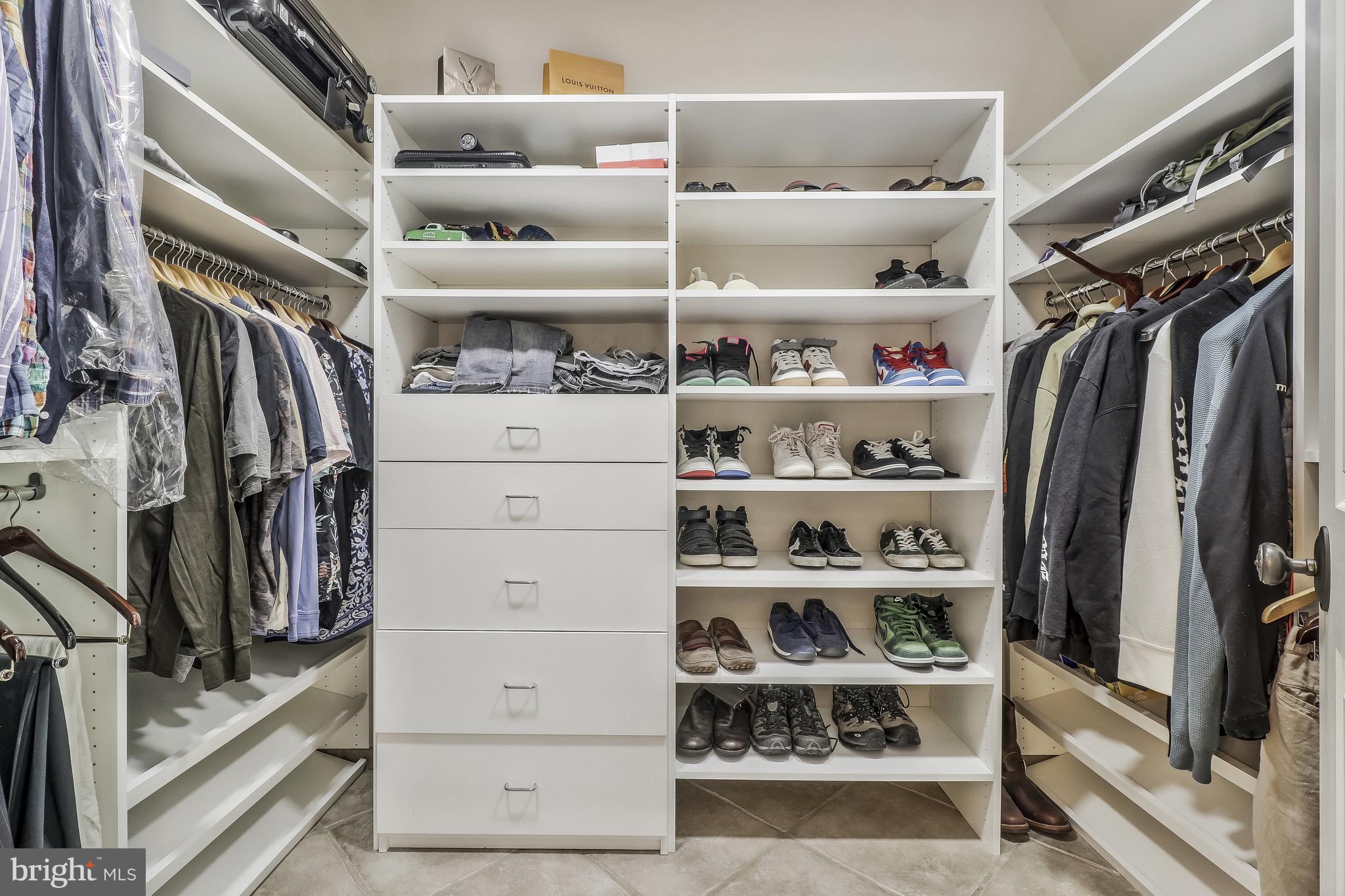 BANNOCKBURN HEIGHTS - Residential