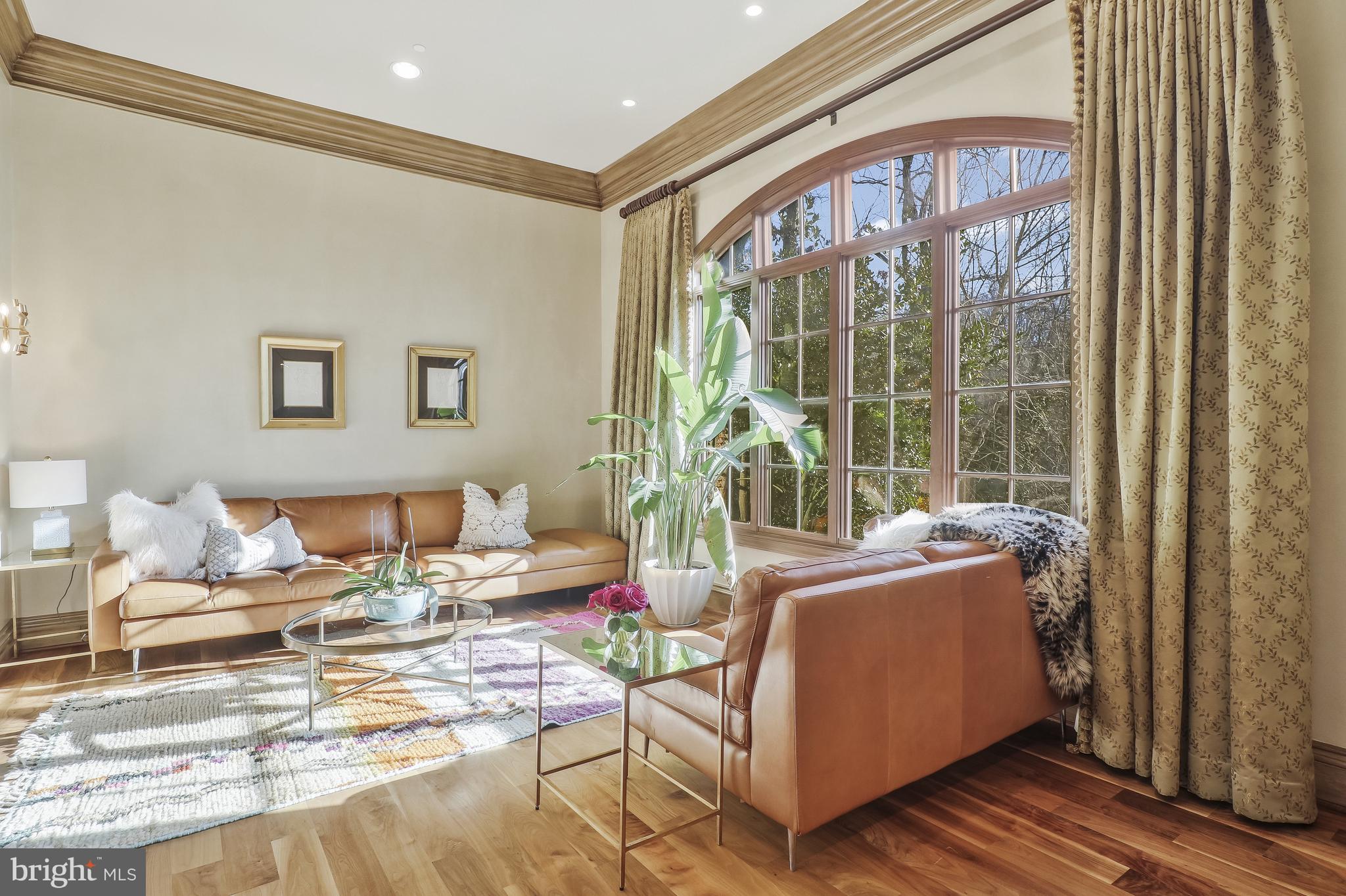 BANNOCKBURN HEIGHTS - Residential