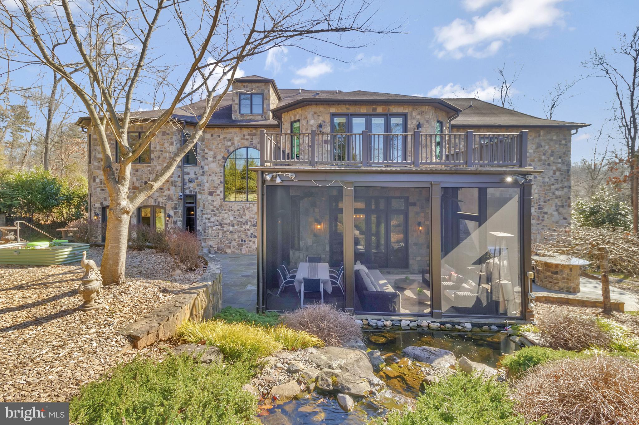 BANNOCKBURN HEIGHTS - Residential