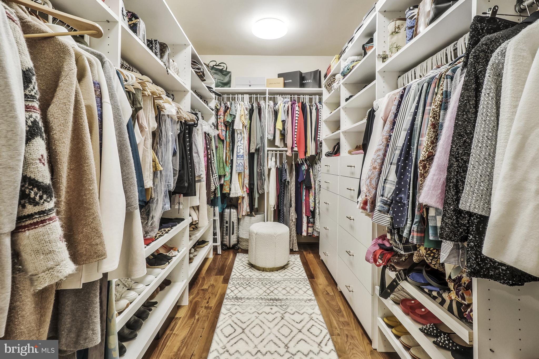 BANNOCKBURN HEIGHTS - Residential