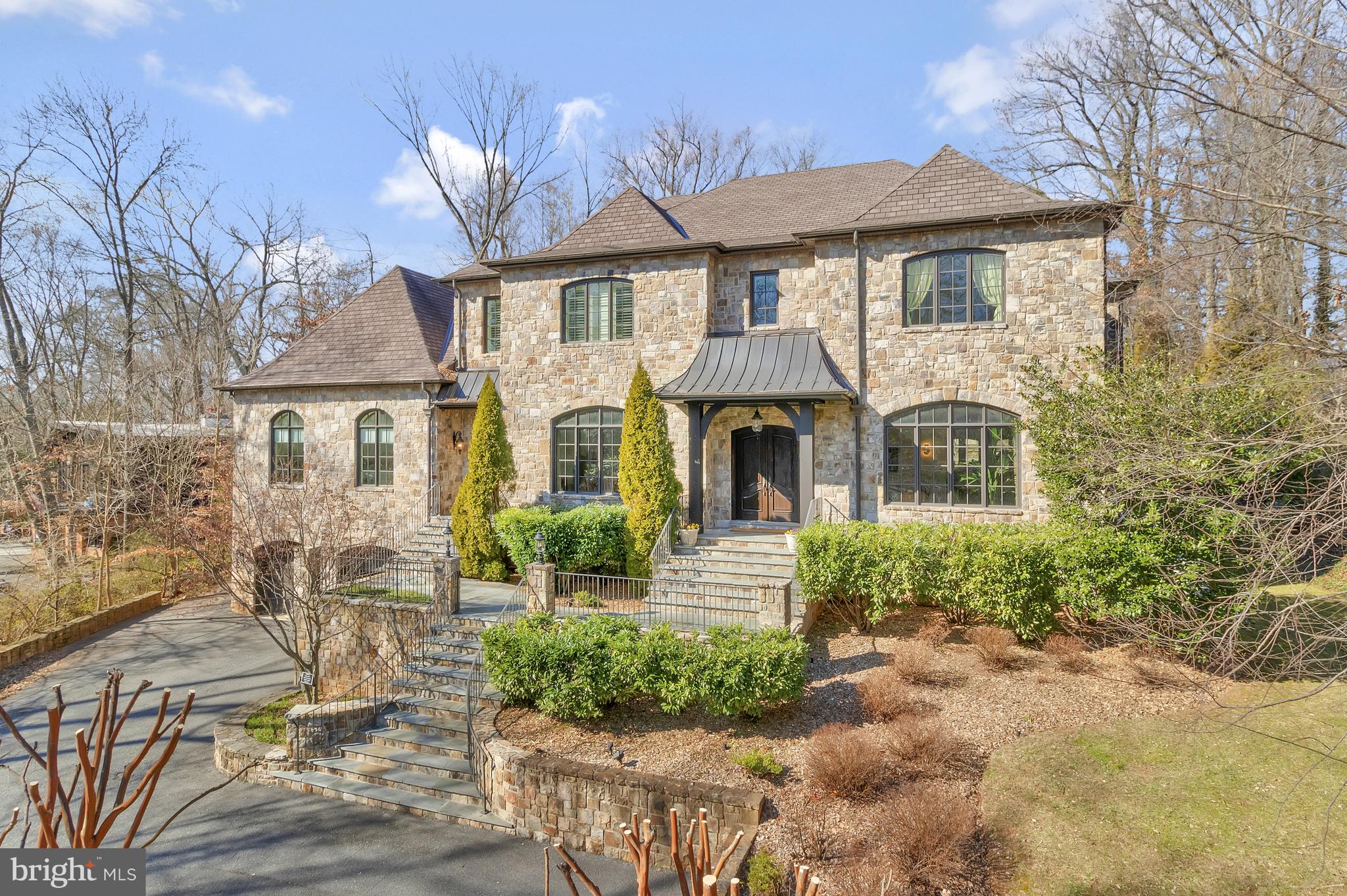 BANNOCKBURN HEIGHTS - Residential