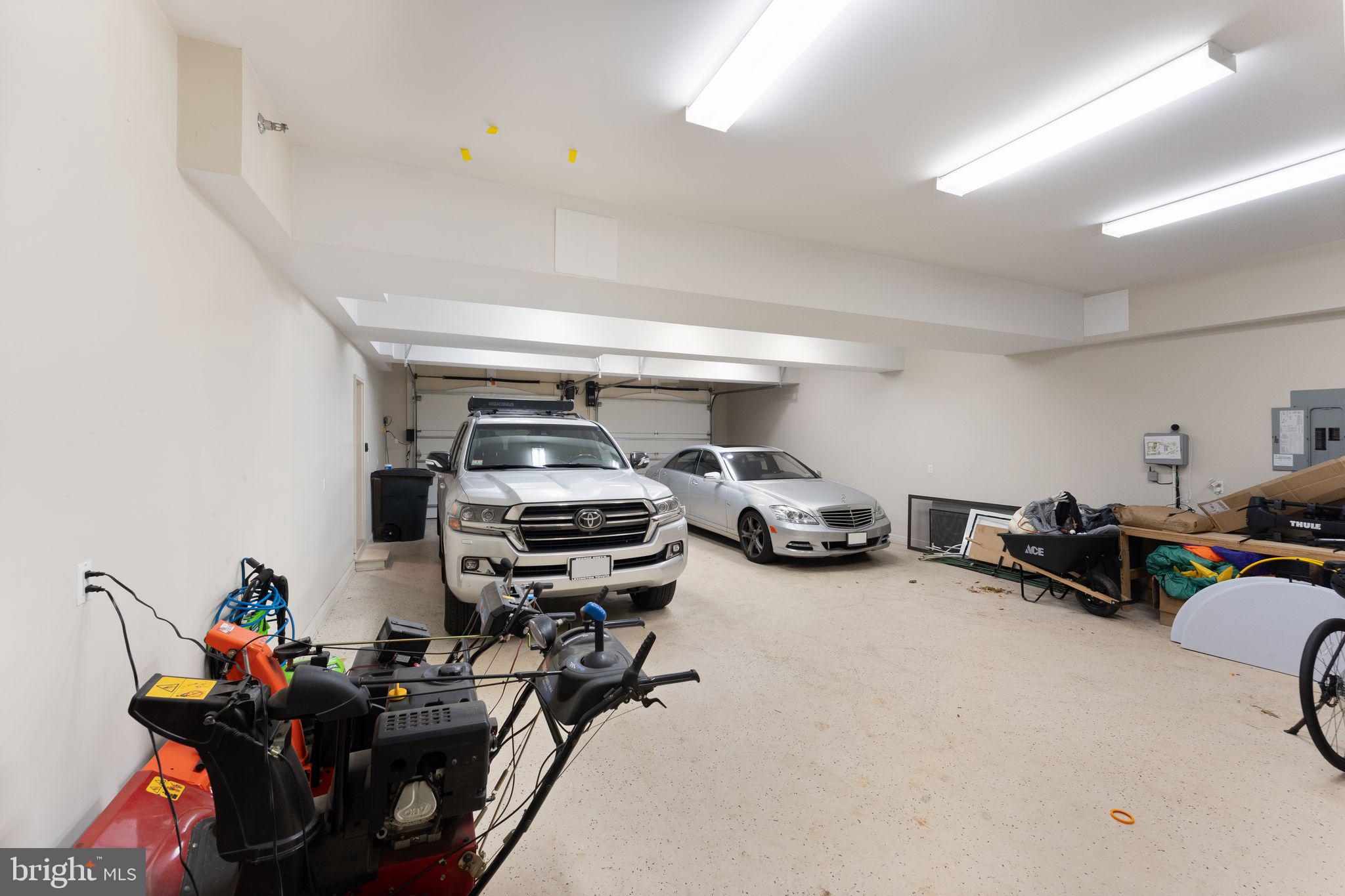 BANNOCKBURN HEIGHTS - Residential