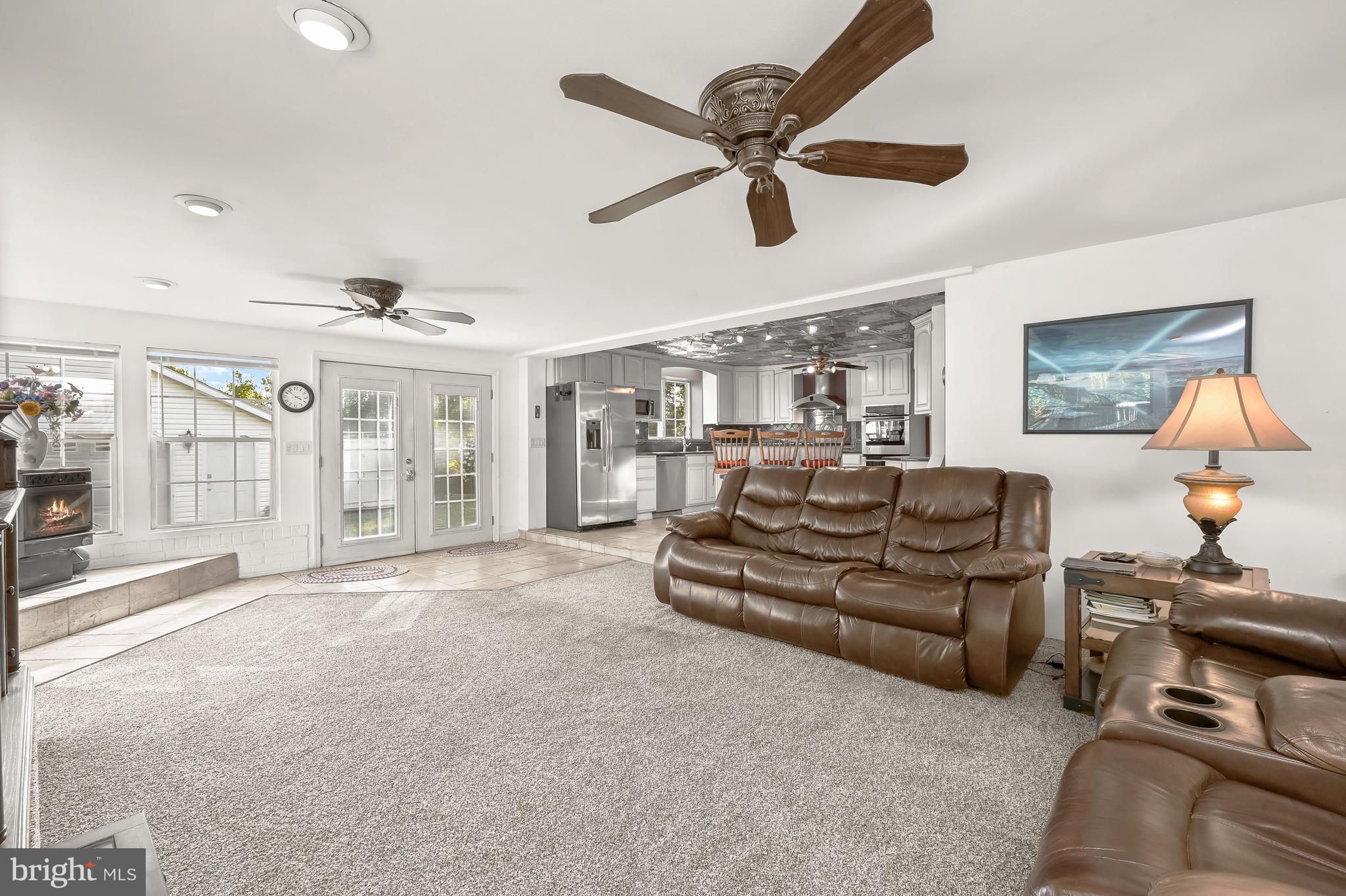 MEADOWLAND - Residential