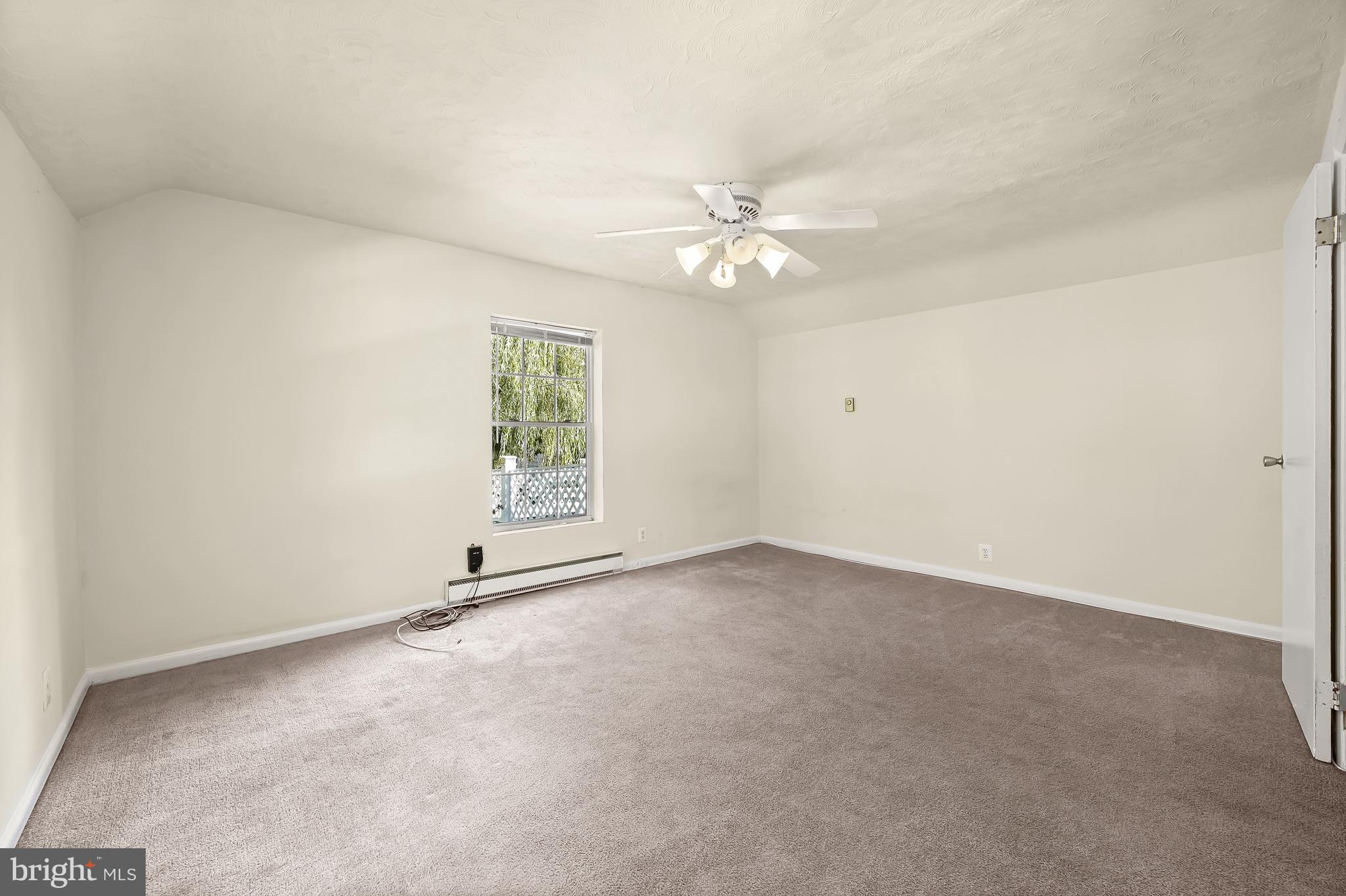 MEADOWLAND - Residential