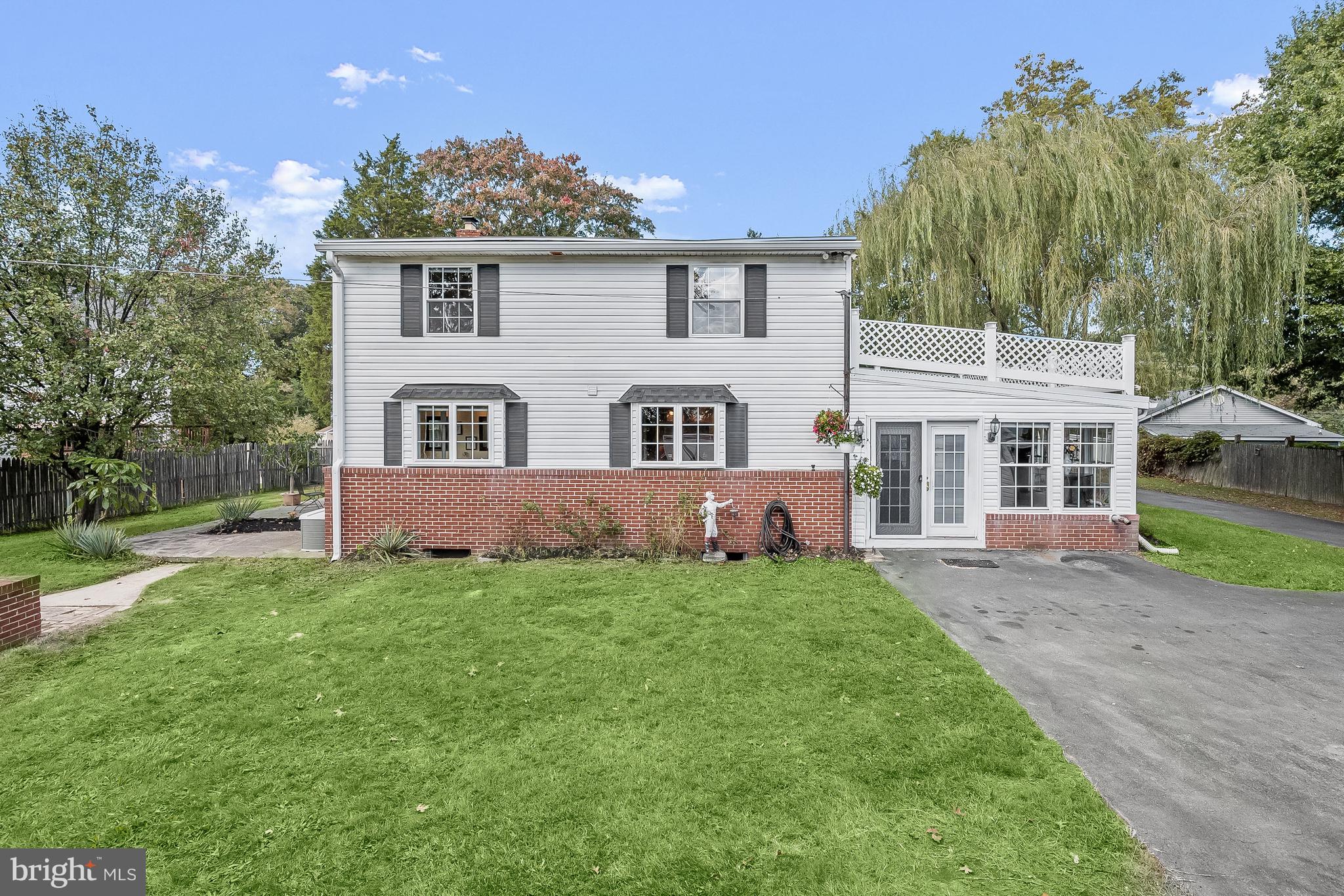 MEADOWLAND - Residential