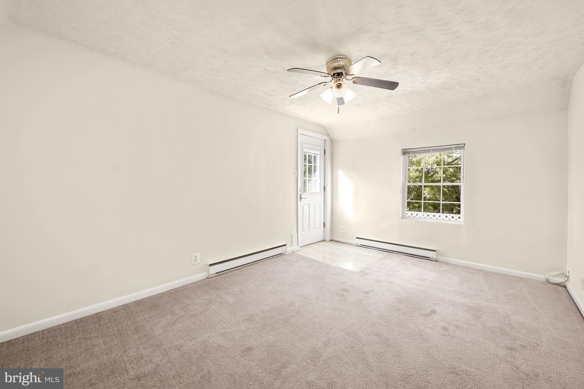 MEADOWLAND - Residential