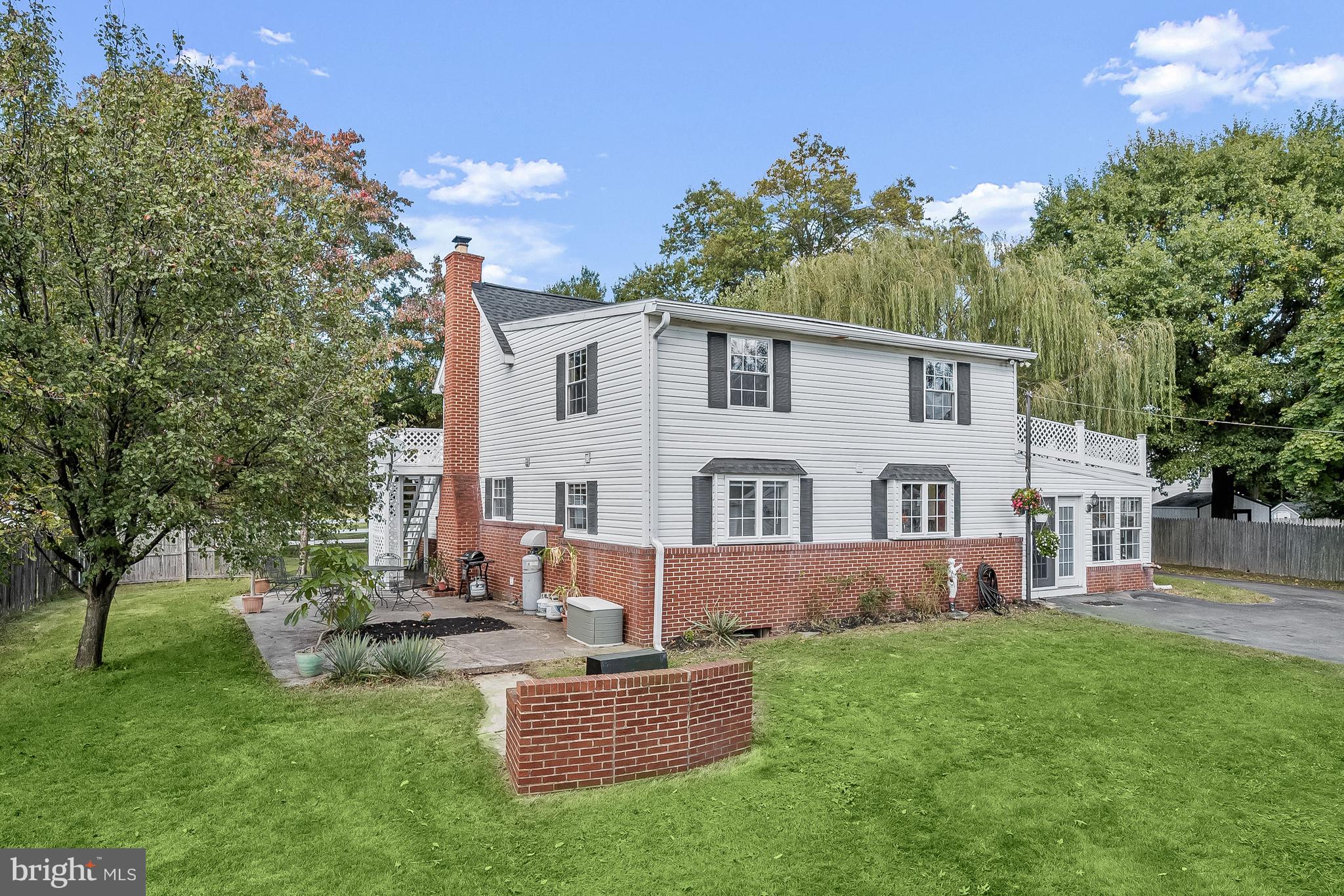 MEADOWLAND - Residential