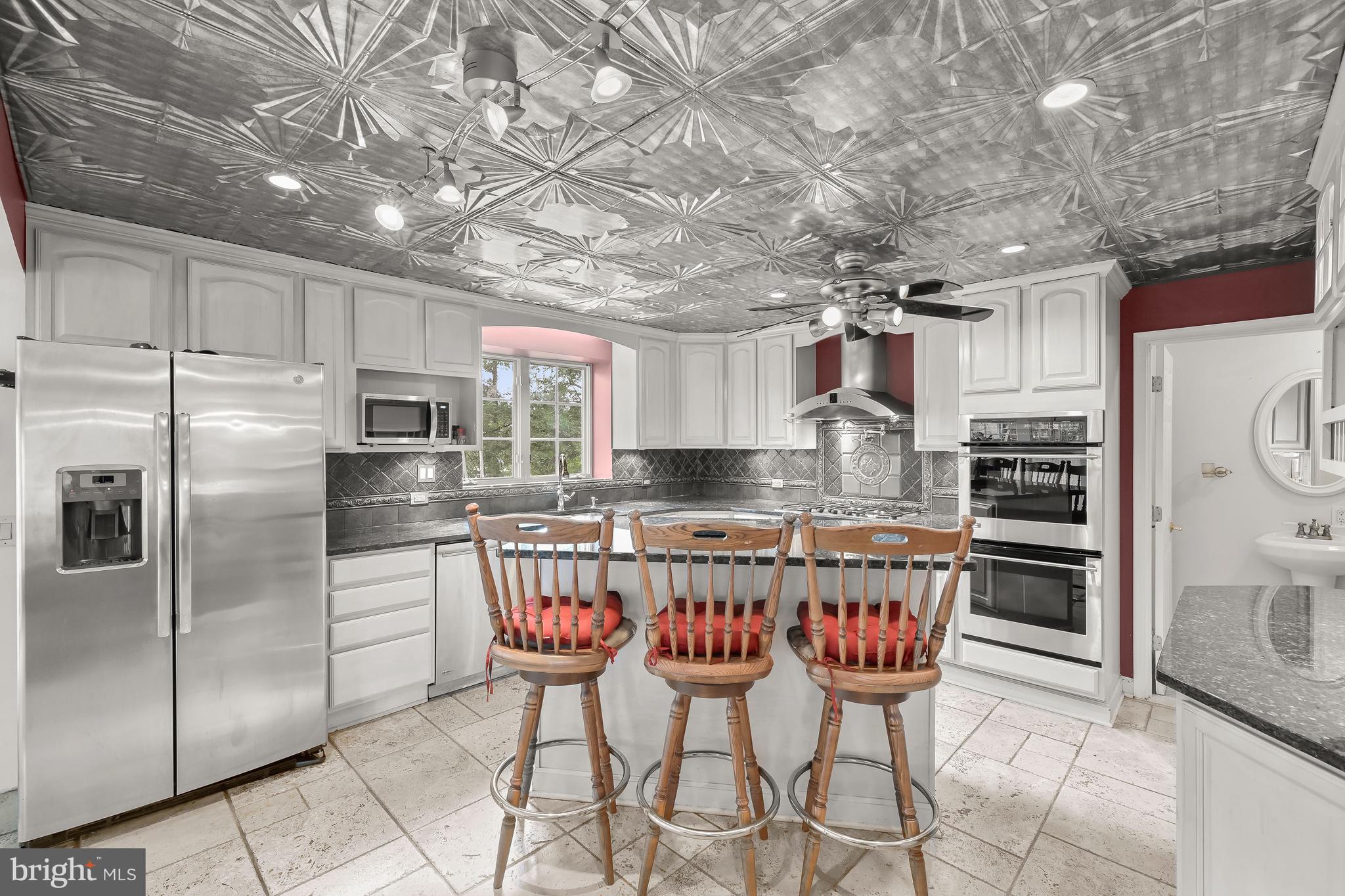 MEADOWLAND - Residential