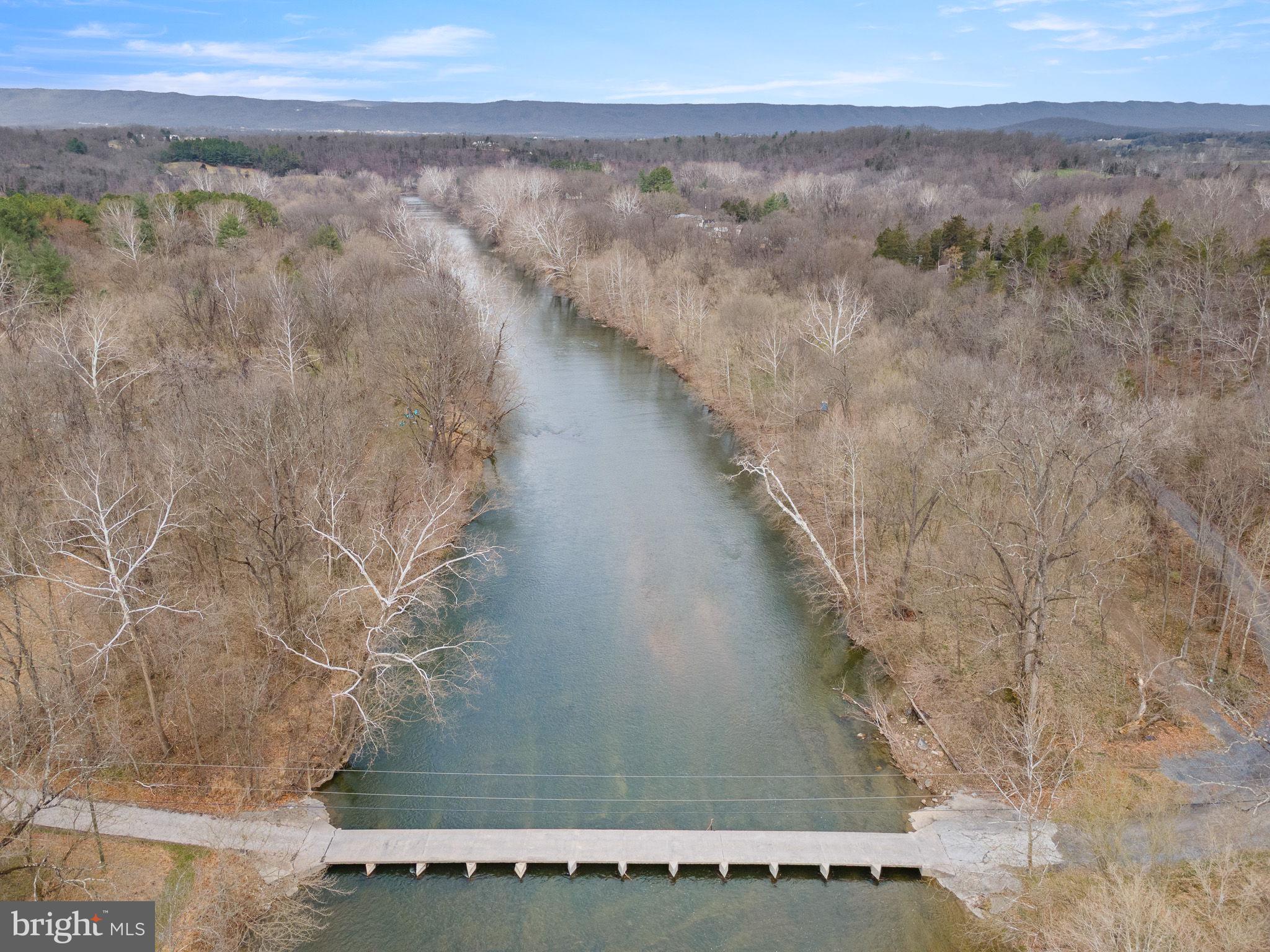 BLACK BEAR CROSSING - Land