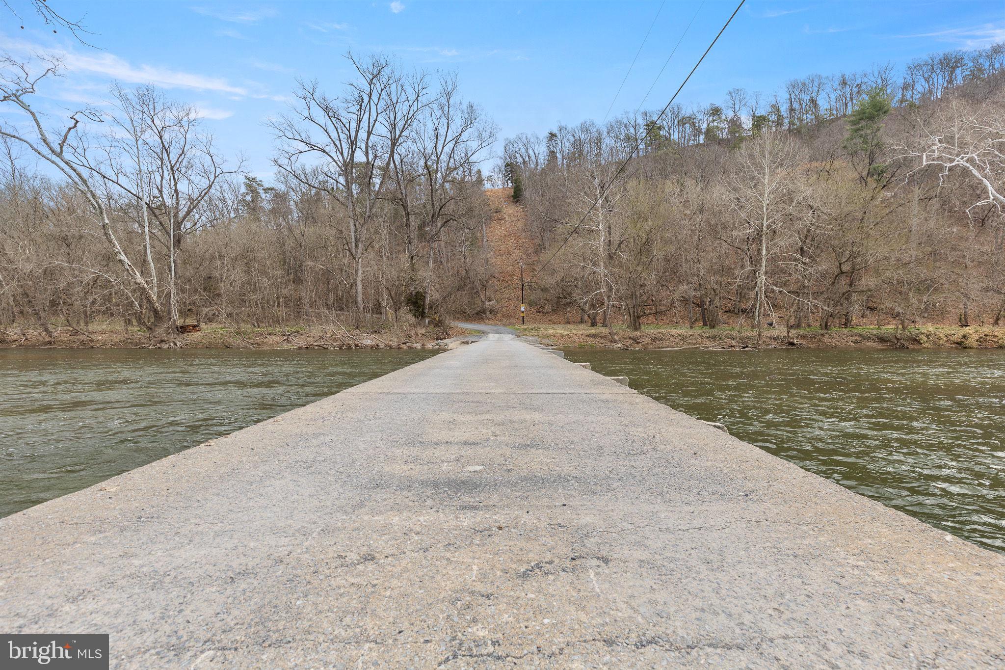 BLACK BEAR CROSSING - Land